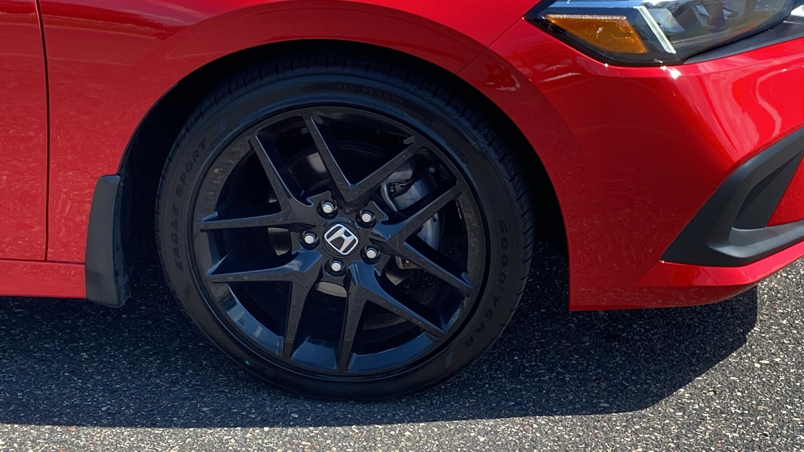 2023 Honda Civic Sport photo 3