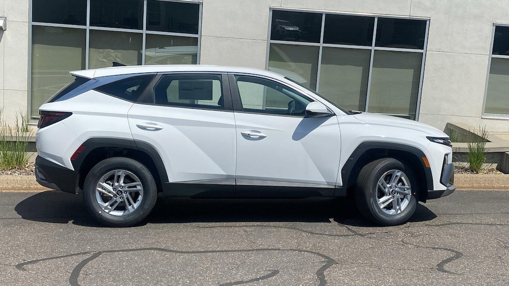 New 2026 Hyundai Tucson SE AWD SUV