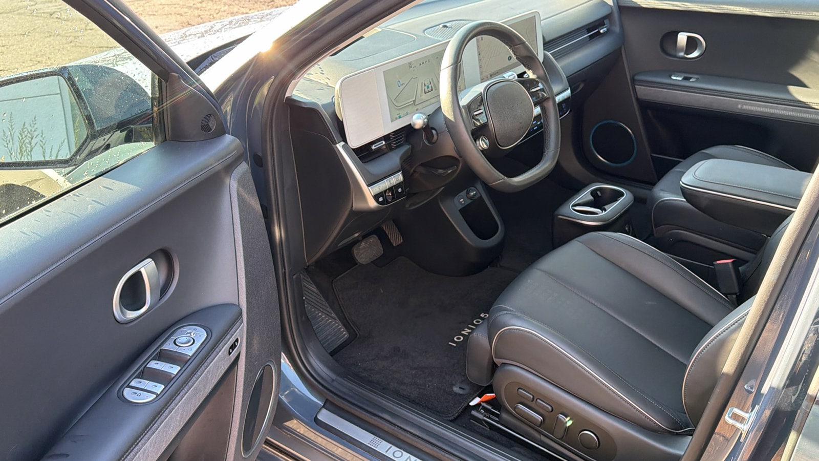 2024 Hyundai IONIQ 5 Limited - Photo 9