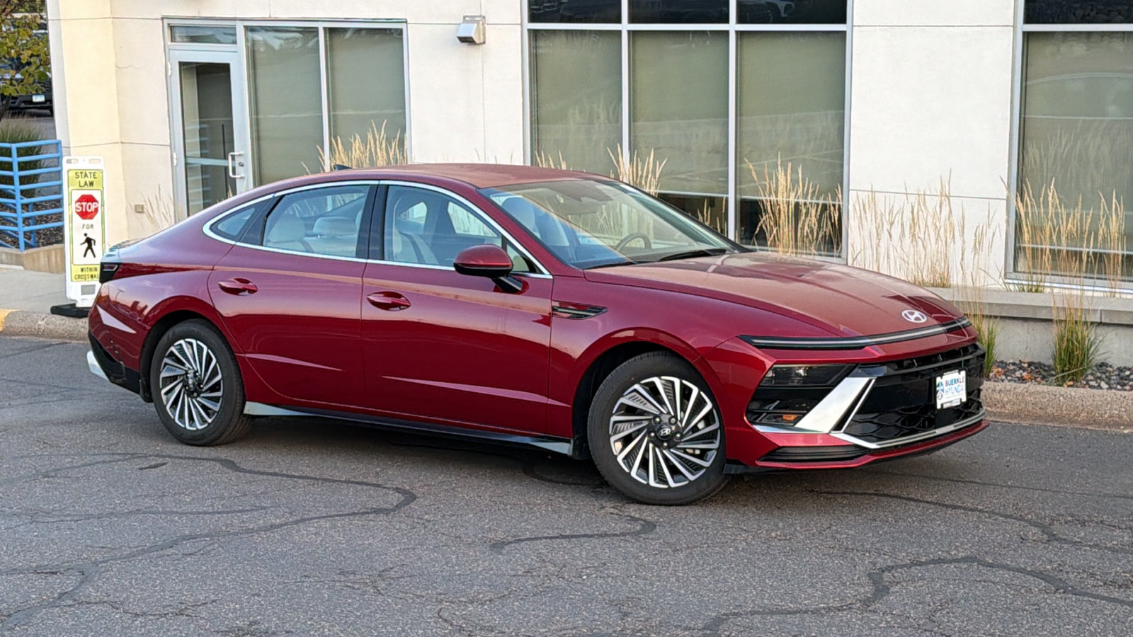 2025 Hyundai Sonata Hybrid