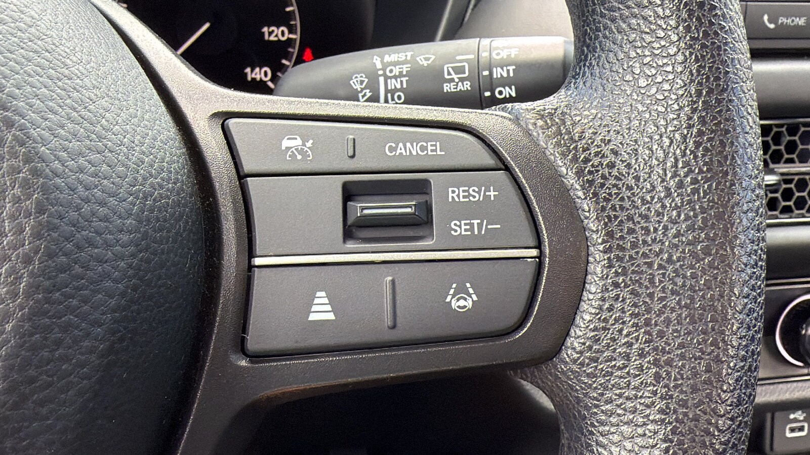 2025 Honda HR-V LX - Photo 25
