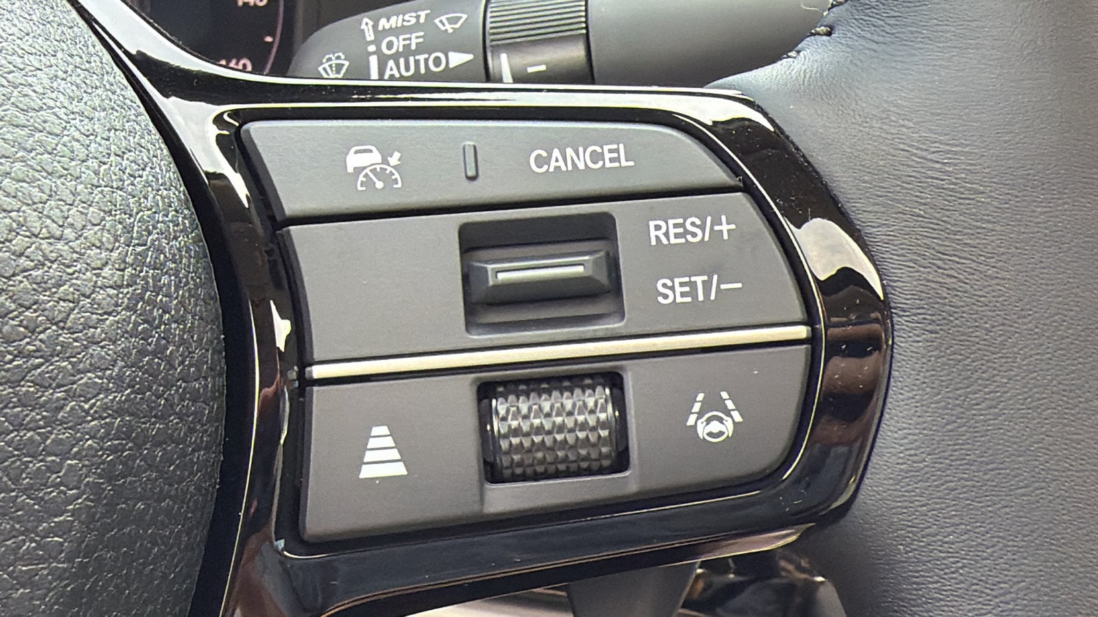 2025 Honda Accord Hybrid Touring - Photo 25