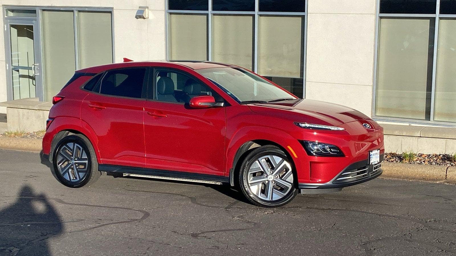 2023 Hyundai Kona EV Limited's photo