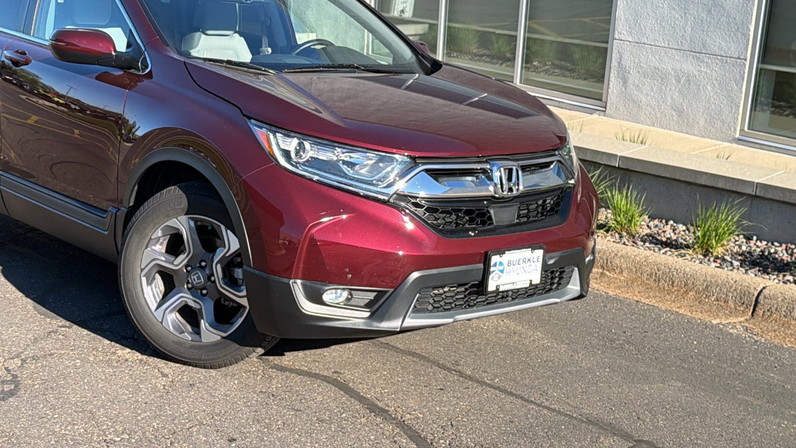 Used 2018 Honda CR-V EX-L with VIN 7FARW1H85JE042046 for sale in Saint Paul, Minnesota