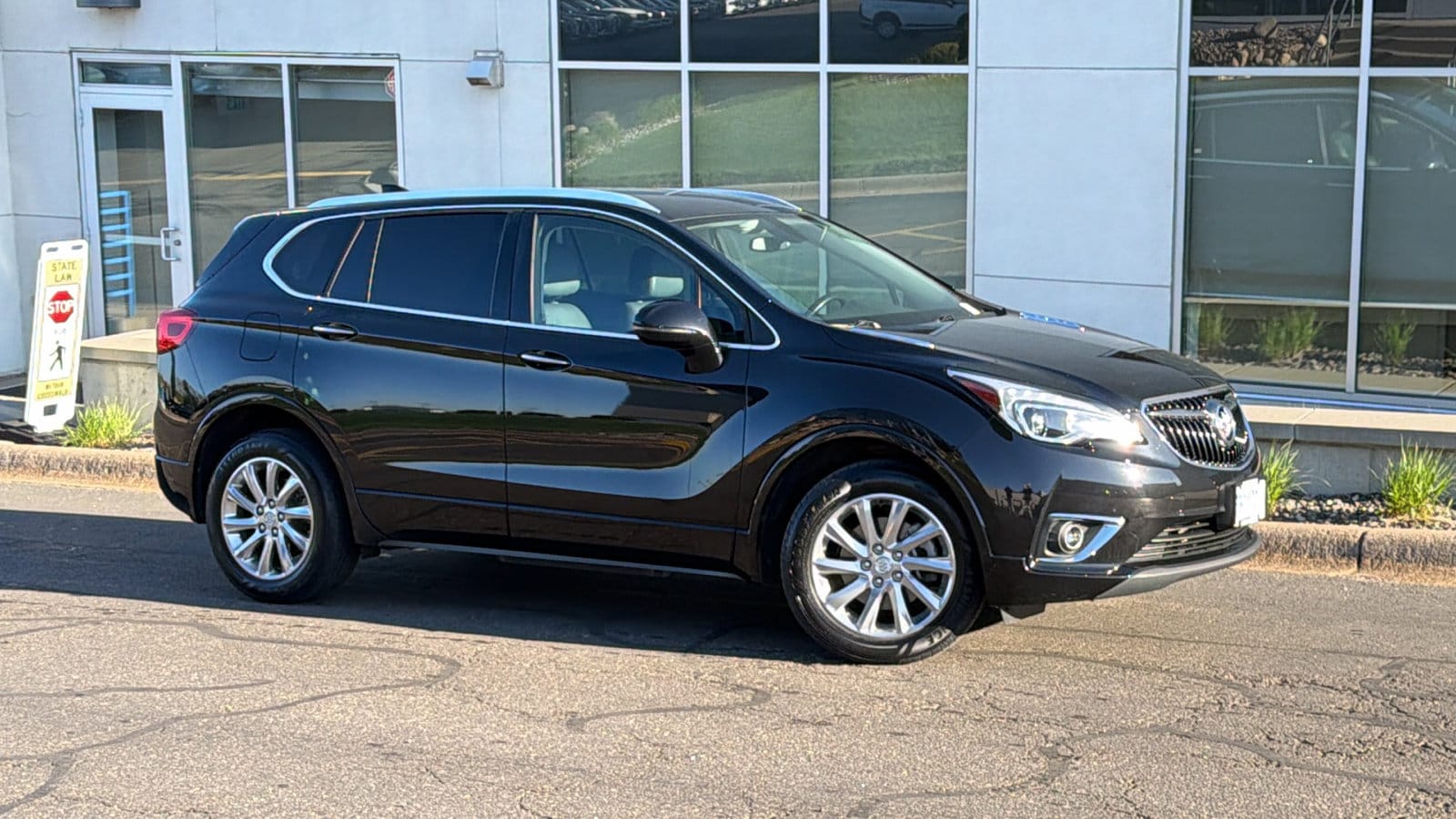 2019 Buick Envision Essence AWD's photo