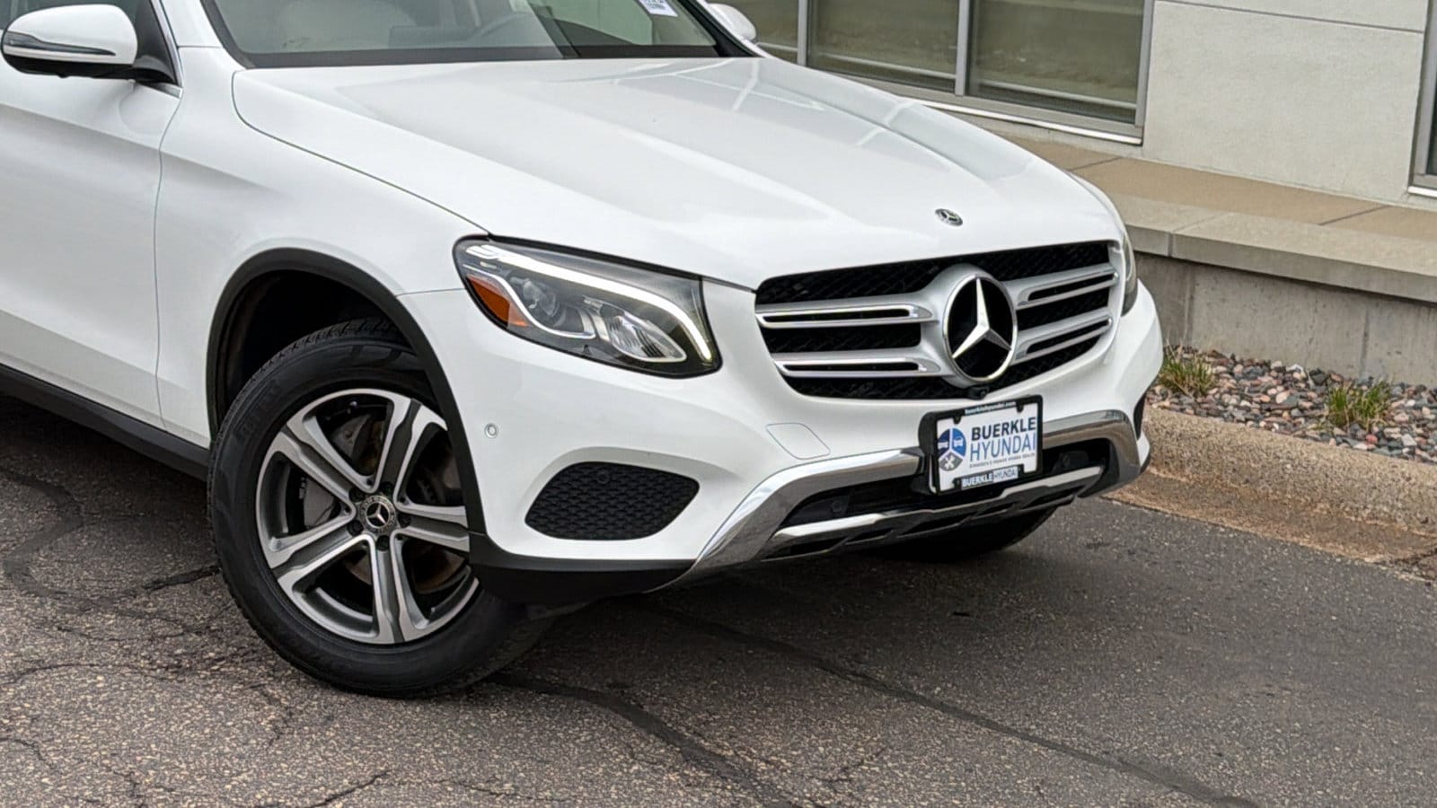 Used 2019 Mercedes-Benz GLC GLC300 with VIN WDC0G4KB3KV194718 for sale in Saint Paul, Minnesota