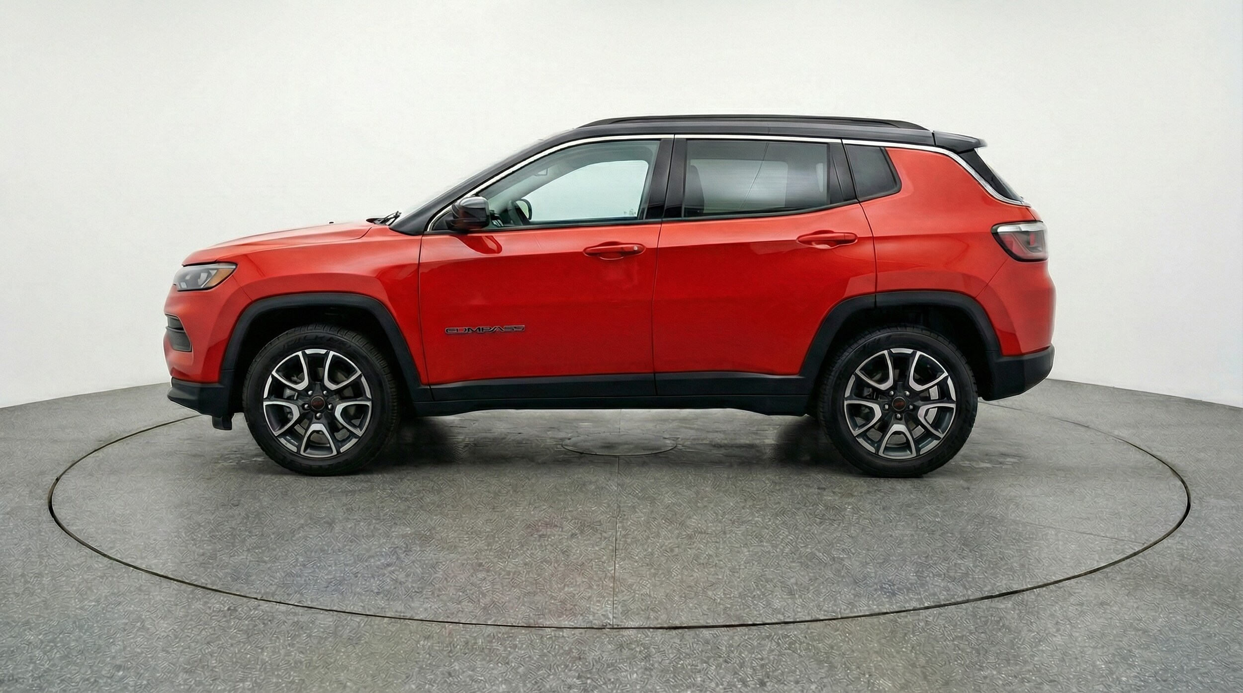Thumbnail: 2025 Jeep Compass - 4