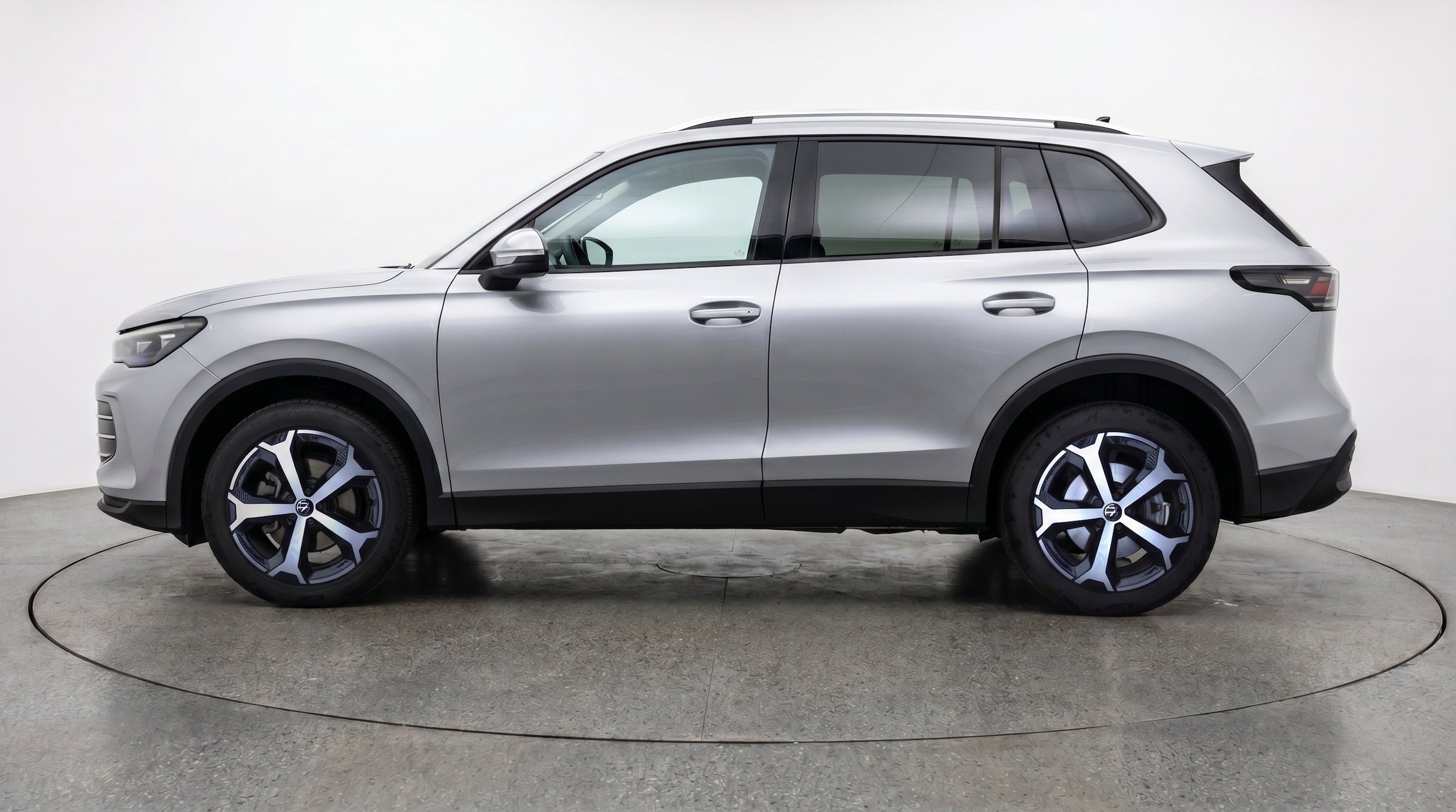Thumbnail: 2026 Volkswagen Tiguan - 5