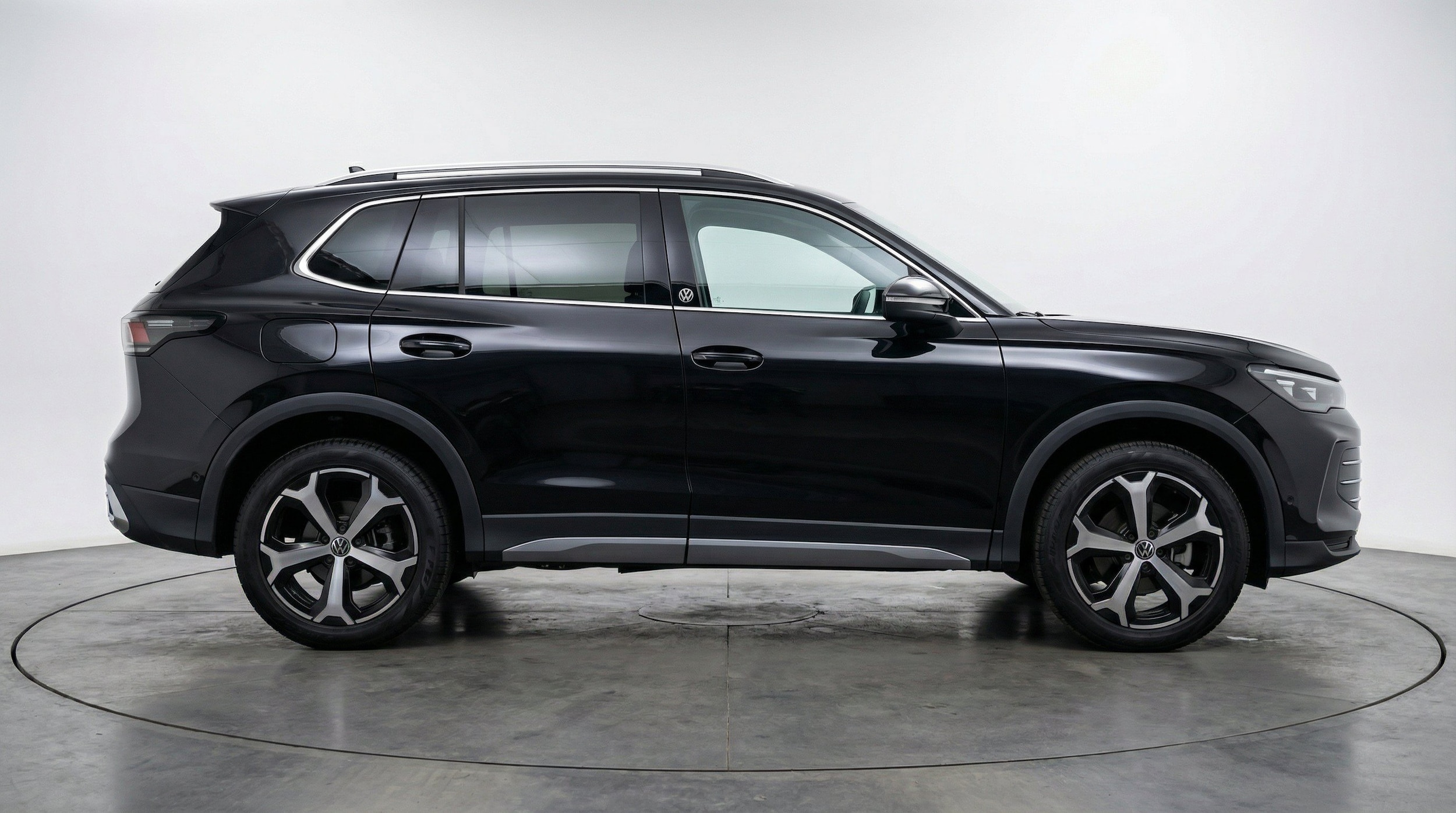 Thumbnail: 2026 Volkswagen Tiguan - 11