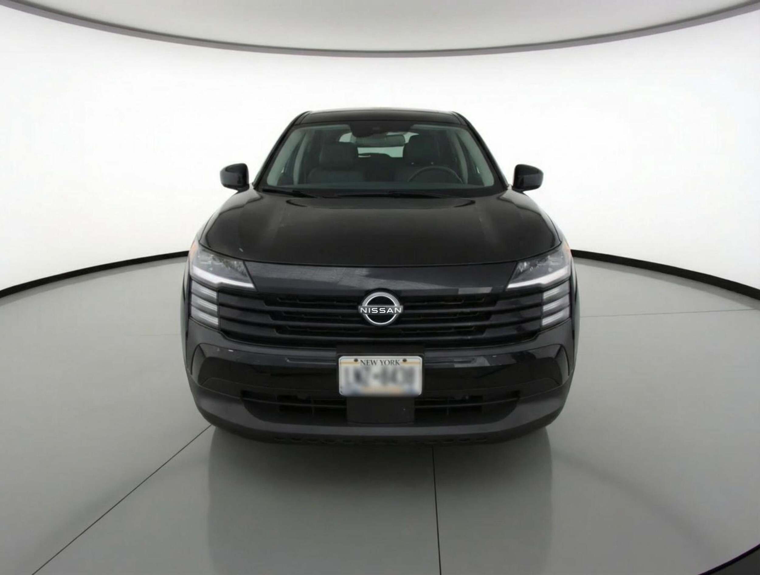 Thumbnail: 2025 Nissan Kicks - 2