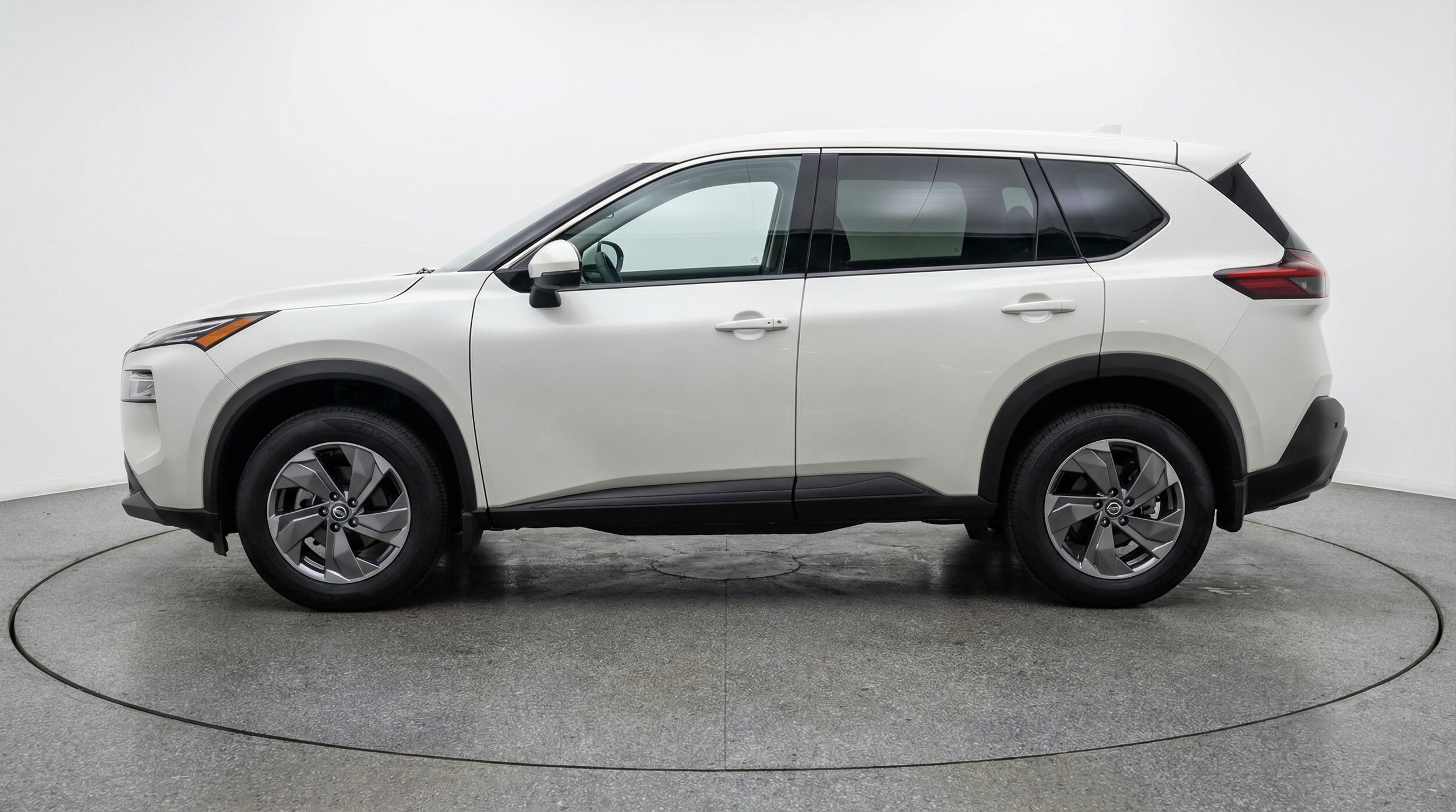 Thumbnail: 2025 Nissan Rogue - 4