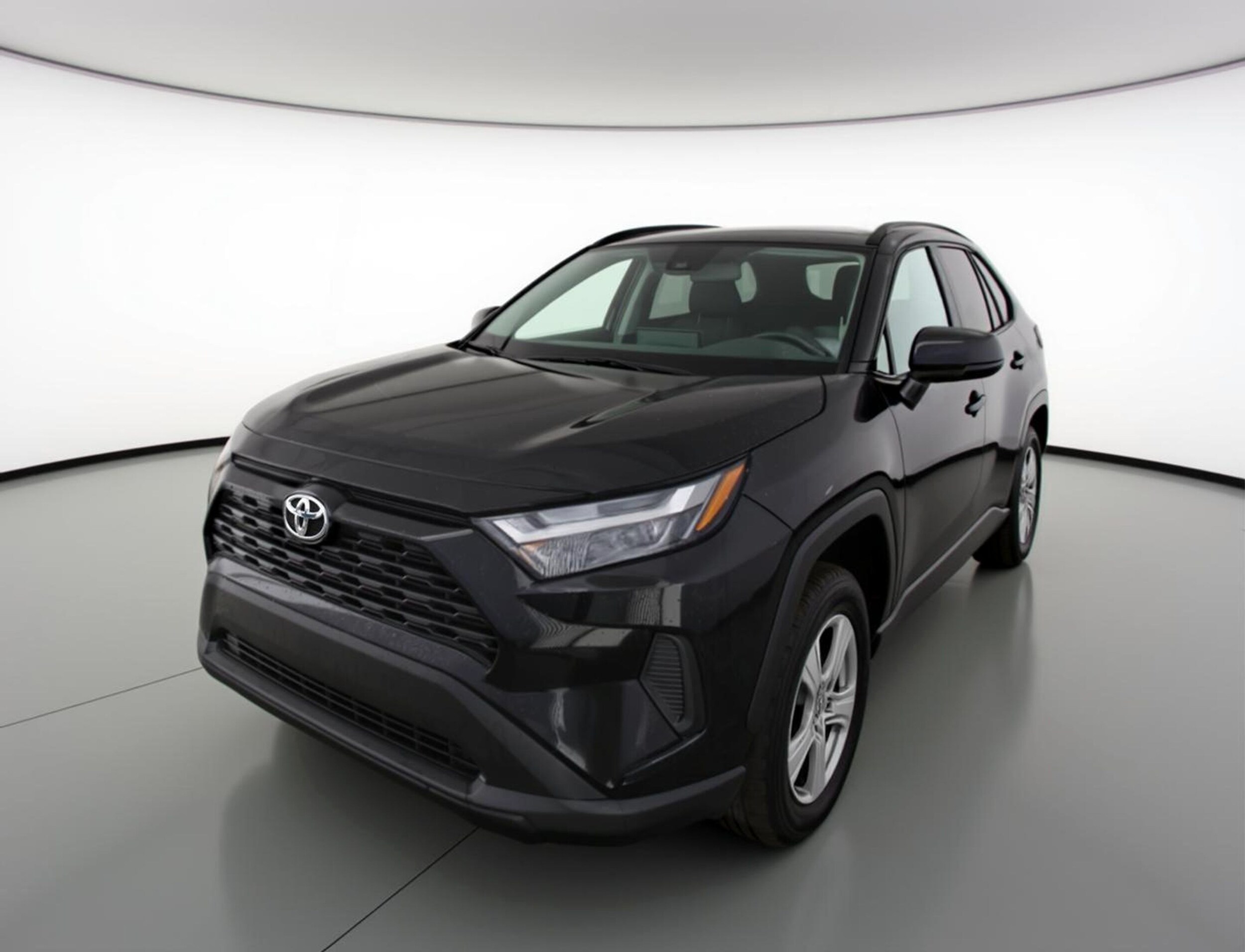 Thumbnail: 2025 Toyota RAV4 - 3