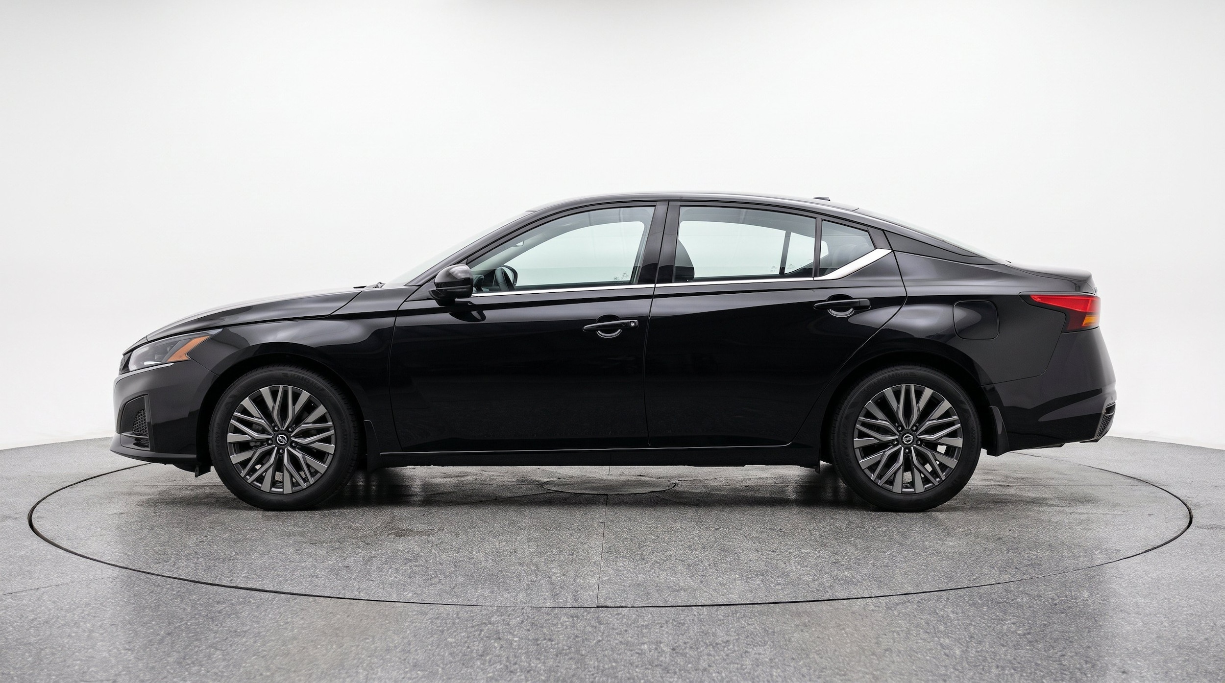 Thumbnail: 2026 Nissan Altima - 5