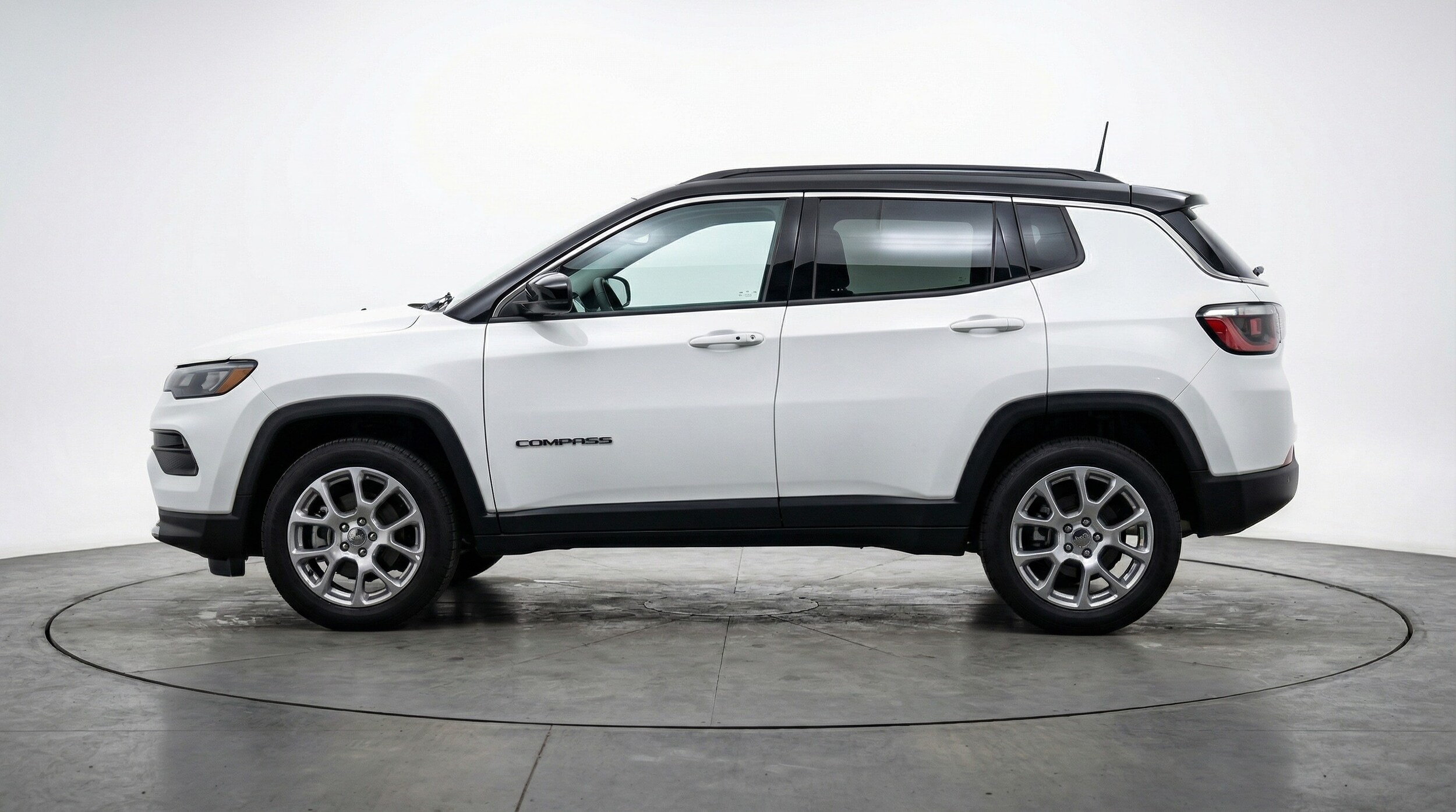Thumbnail: 2025 Jeep Compass - 4