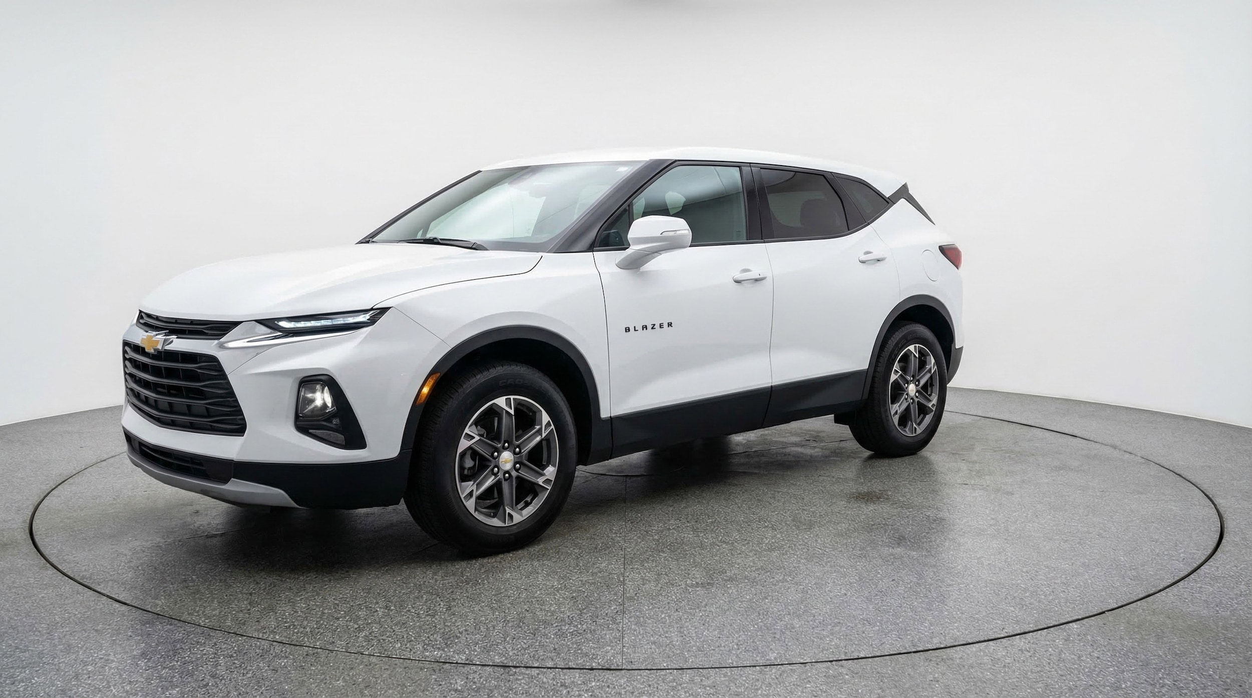 Thumbnail: 2025 Chevrolet Blazer - 3