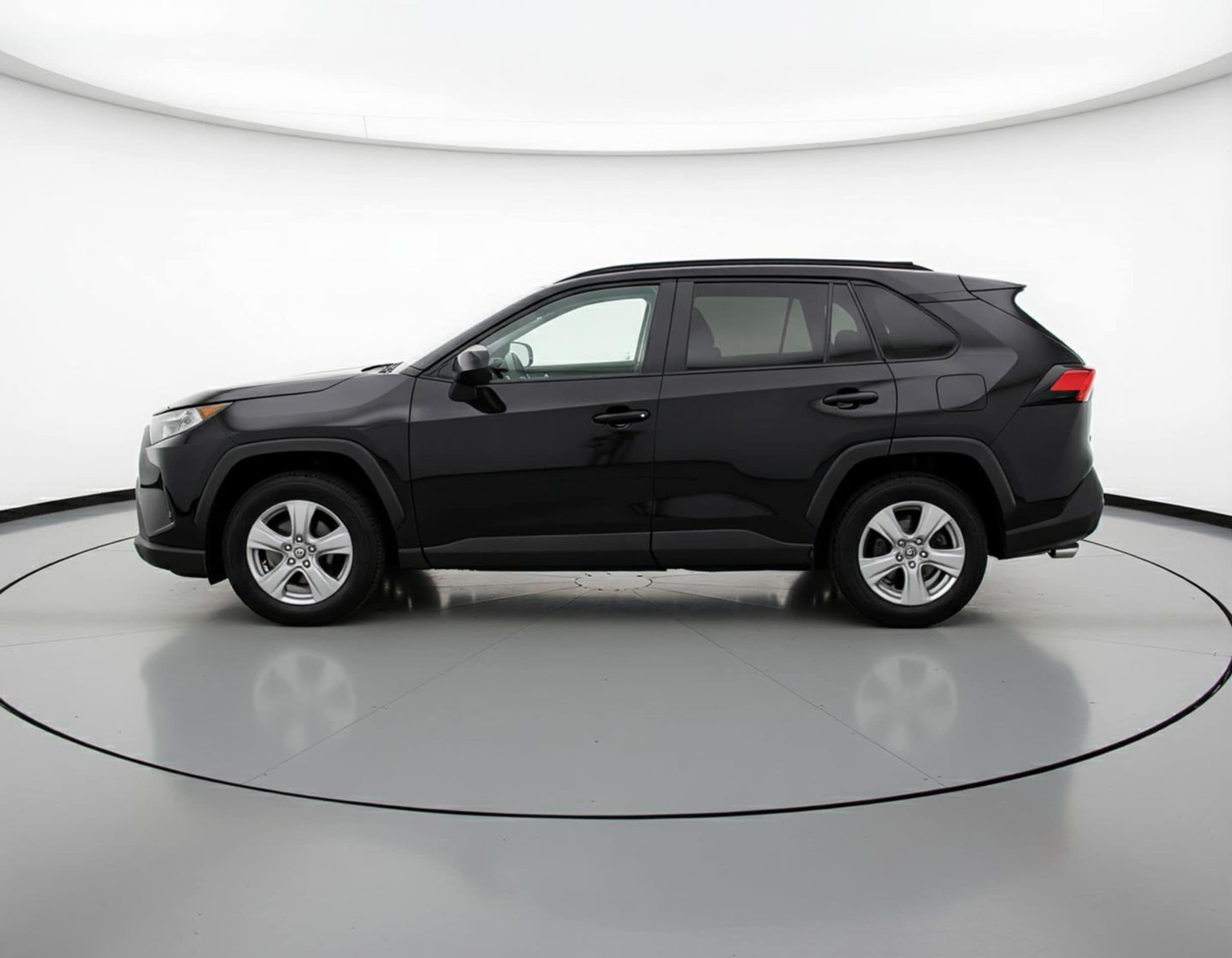 Thumbnail: 2025 Toyota RAV4 - 4
