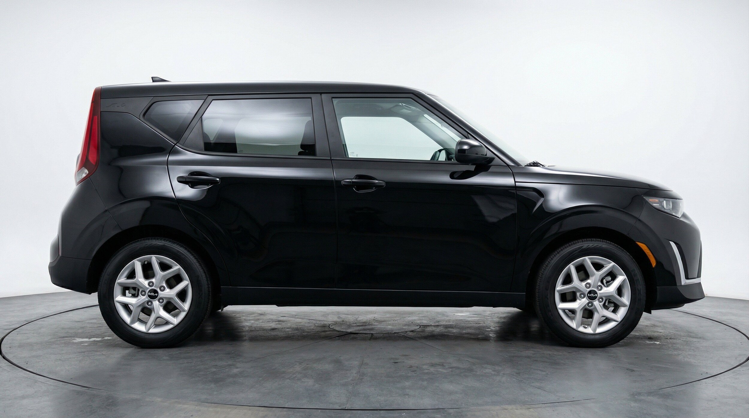 Thumbnail: 2025 Kia Soul - 11