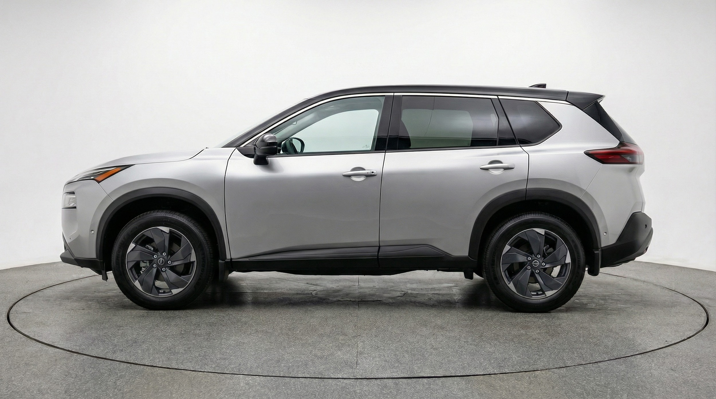 Thumbnail: 2025 Nissan Rogue - 4