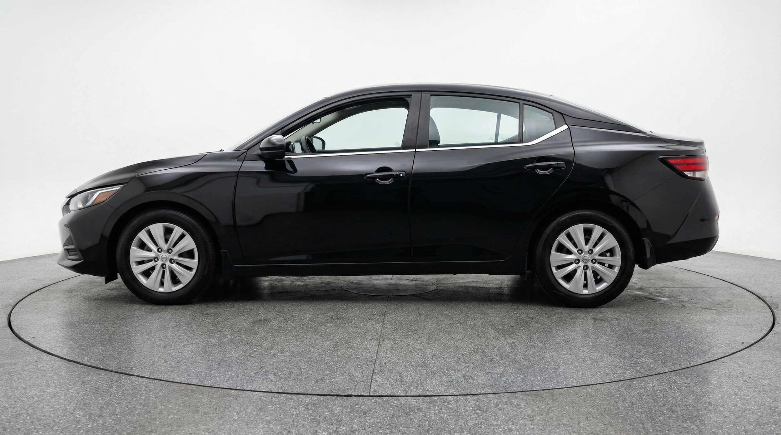 Thumbnail: 2025 Nissan Sentra - 5