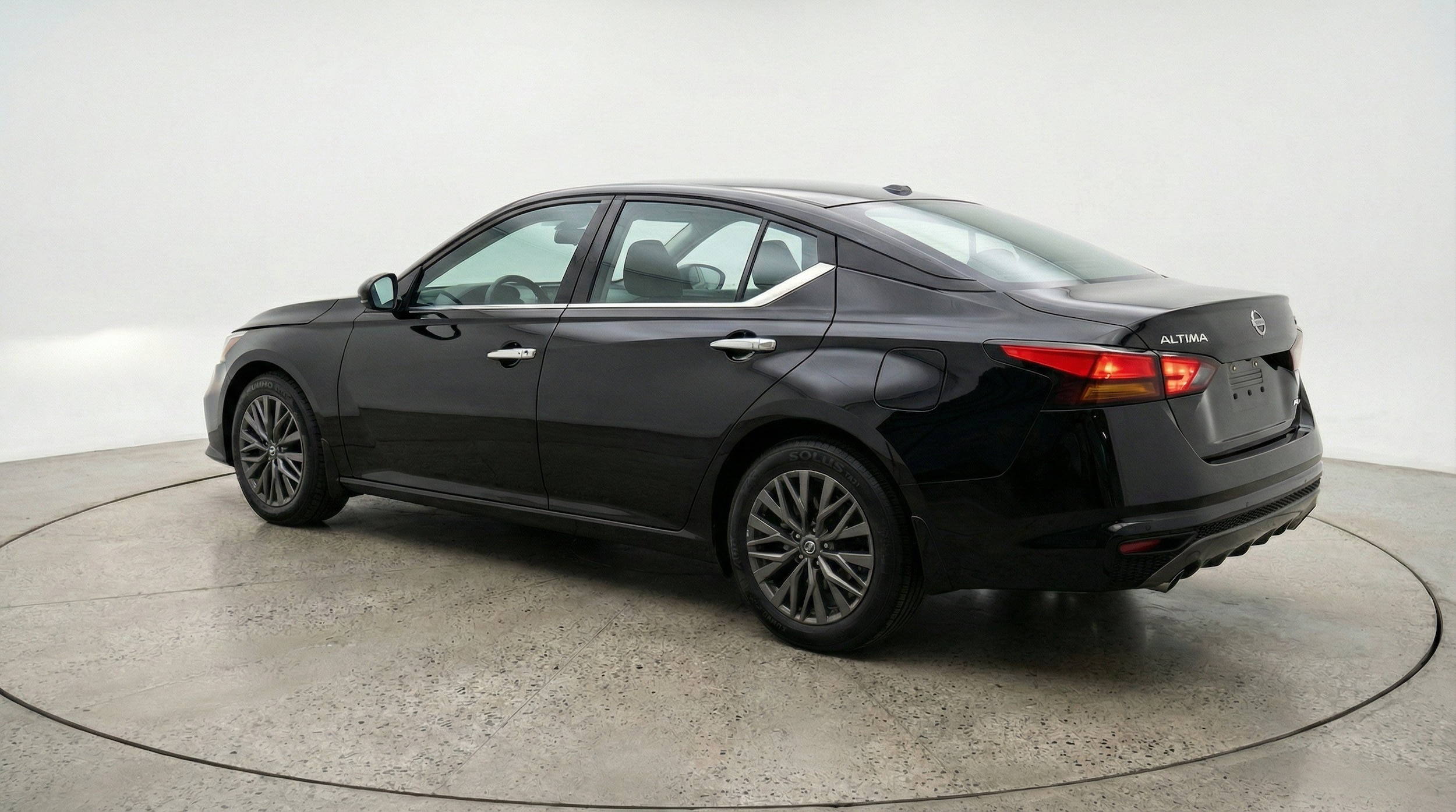 Thumbnail: 2025 Nissan Altima - 6