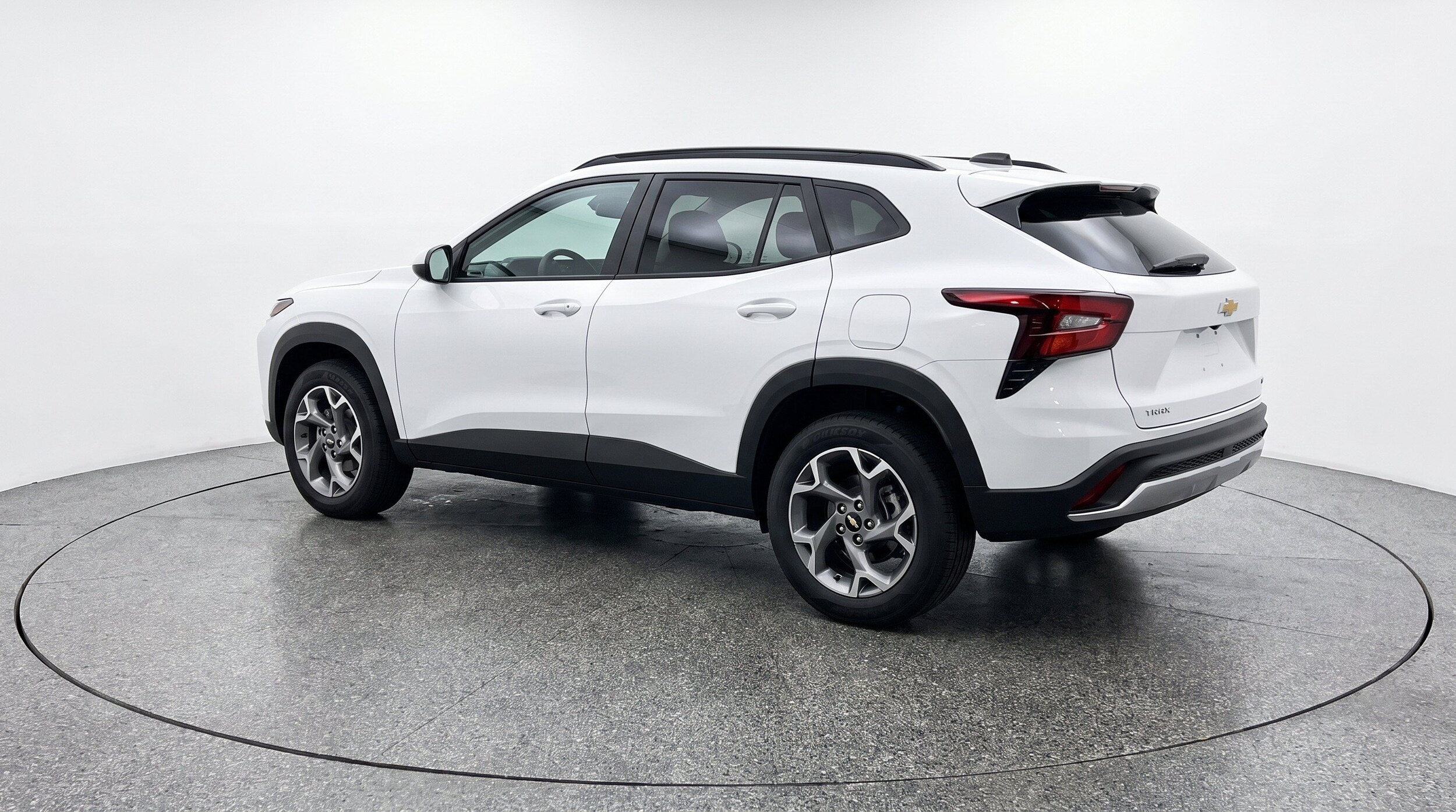 Thumbnail: 2025 Chevrolet Trax - 6