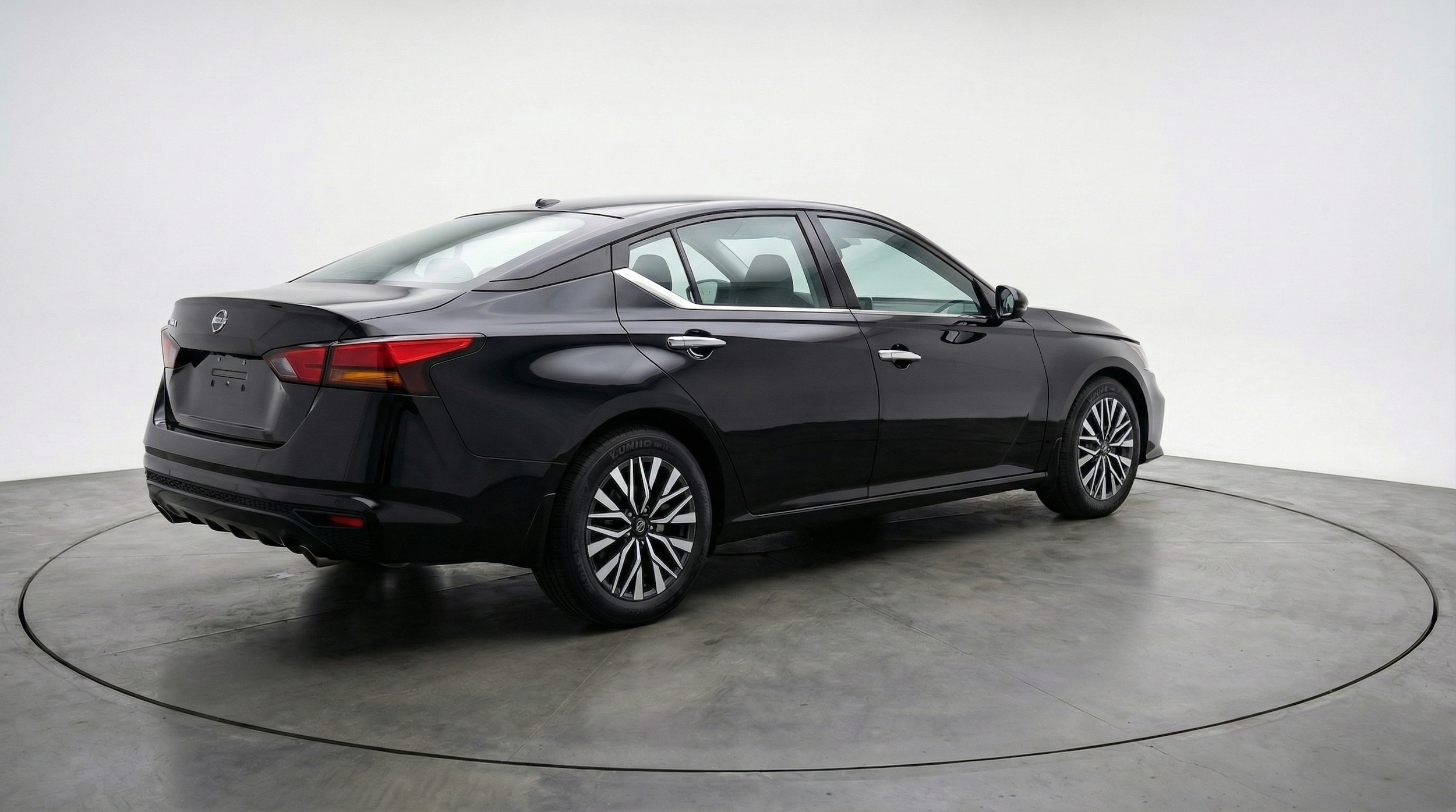 Thumbnail: 2025 Nissan Altima - 7