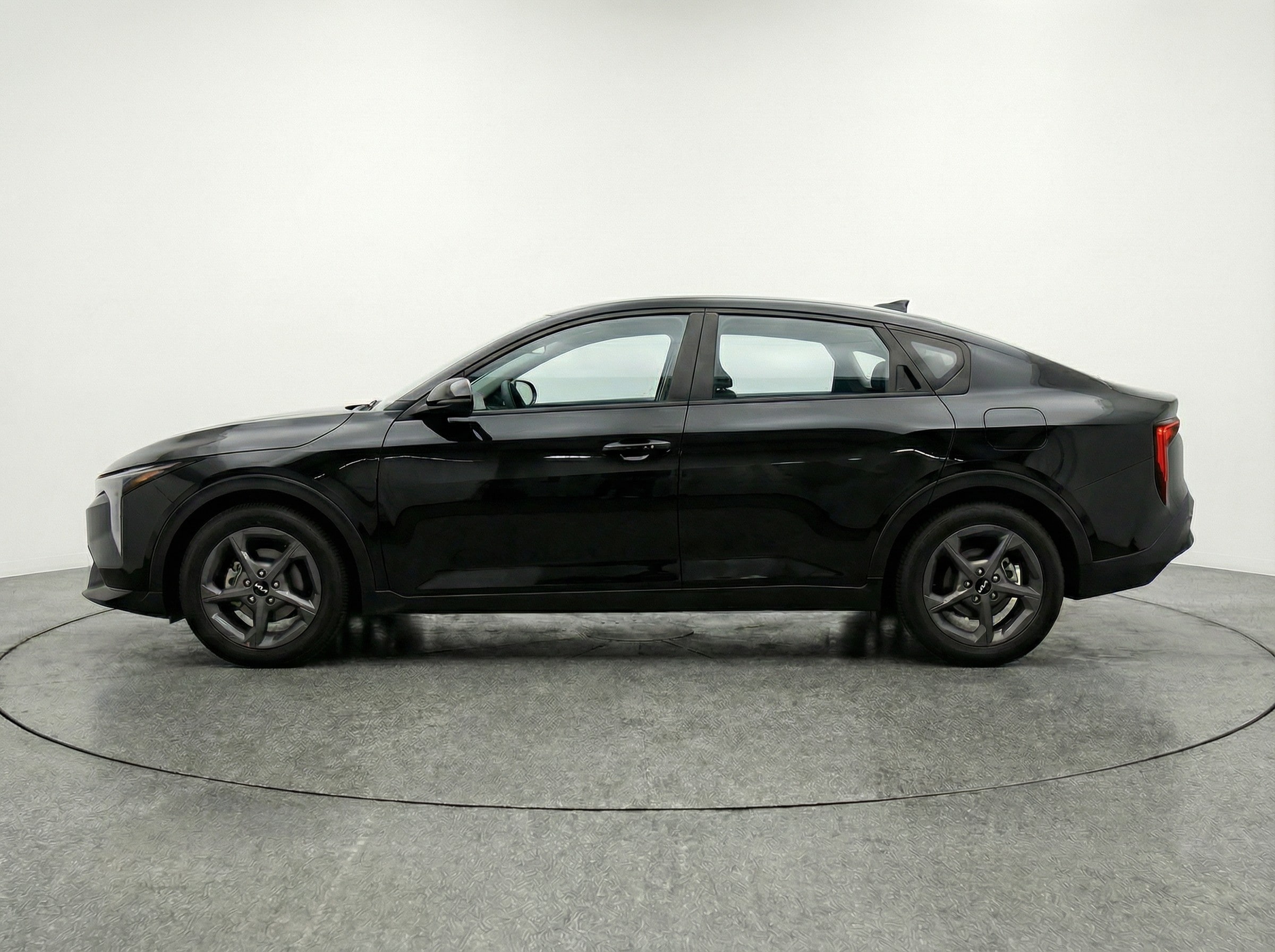 Thumbnail: 2025 Kia K4 - 4