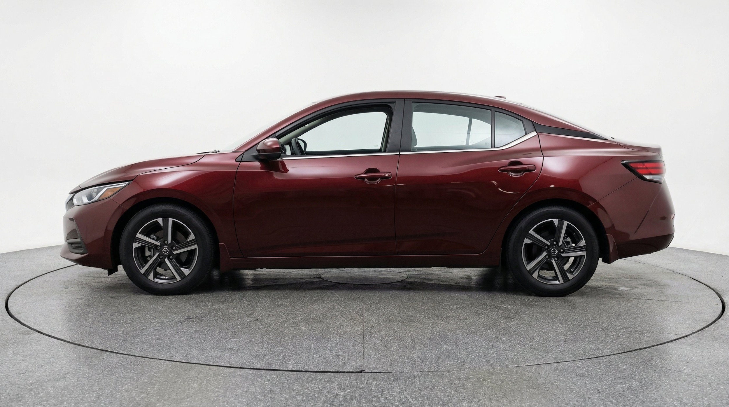 Thumbnail: 2025 Nissan Sentra - 5
