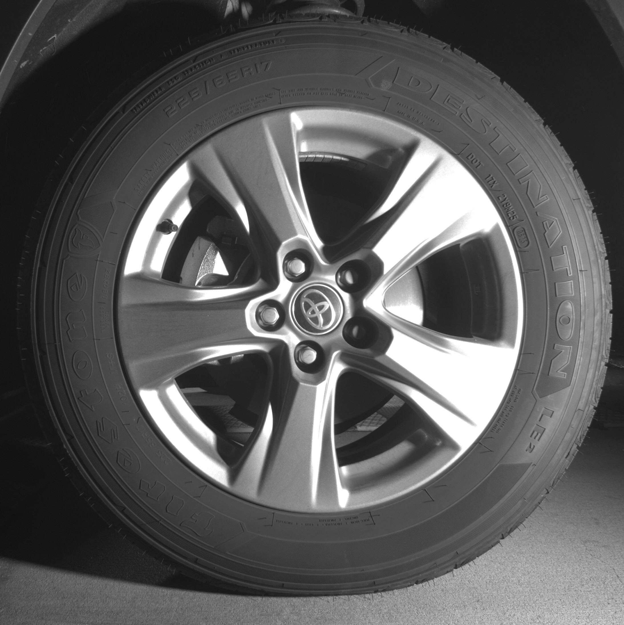 Thumbnail: 2025 Toyota RAV4 - 9