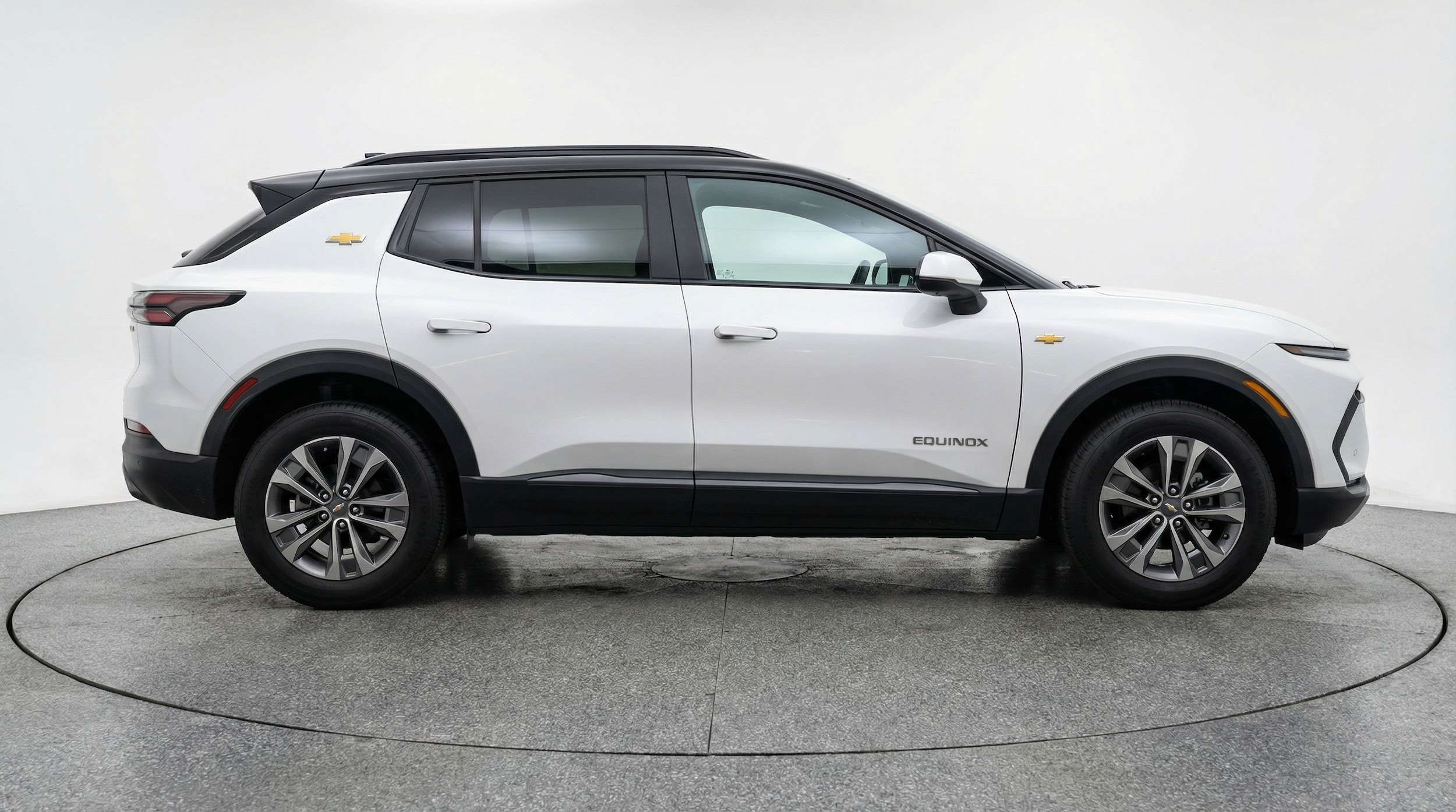 Thumbnail: 2025 Chevrolet Equinox - 8
