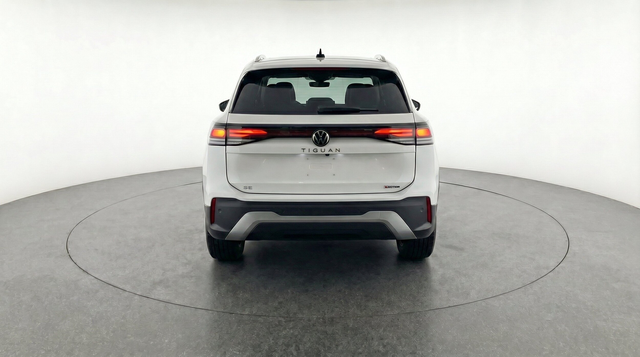 Thumbnail: 2026 Volkswagen Tiguan - 7