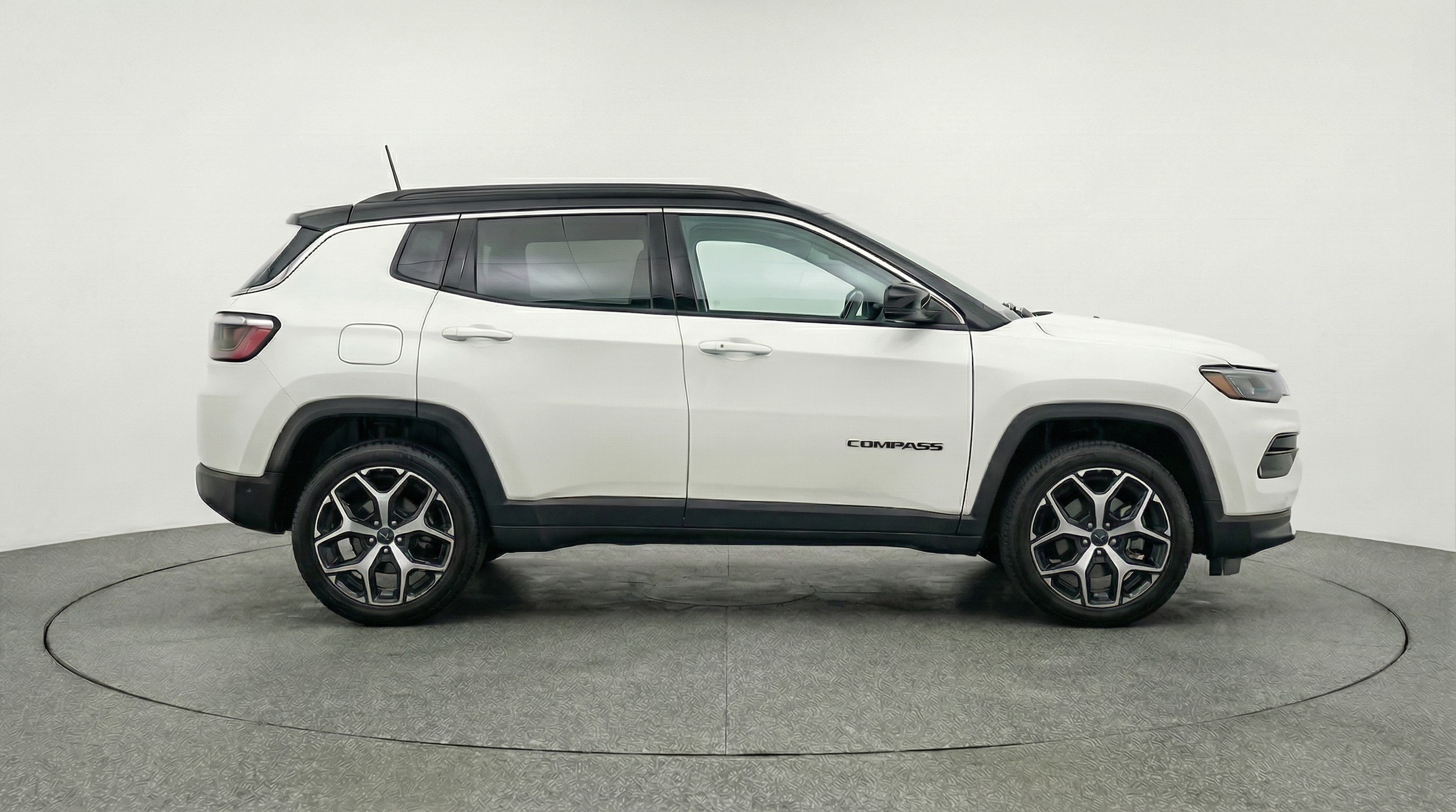 Thumbnail: 2025 Jeep Compass - 8