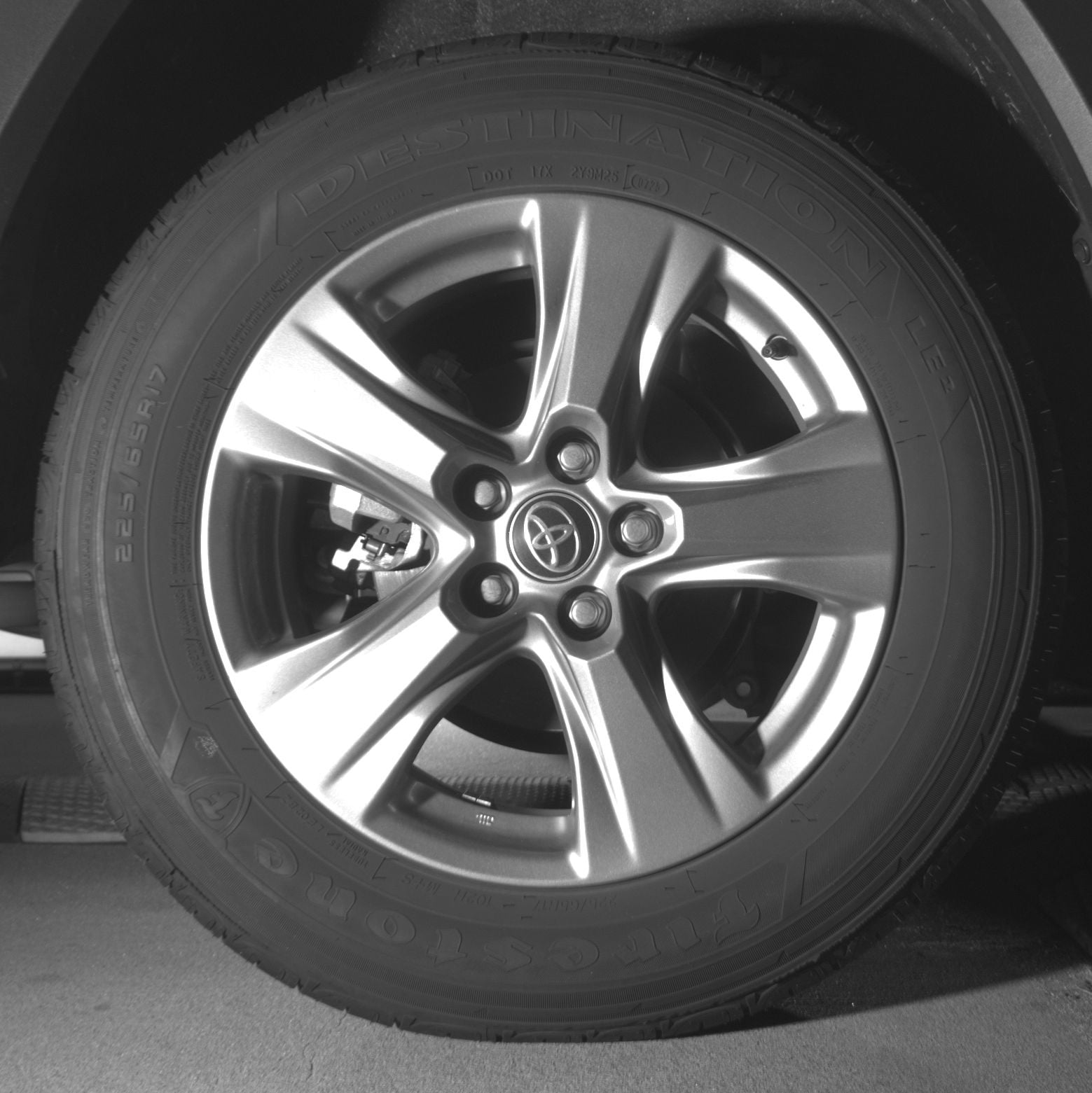 Thumbnail: 2025 Toyota RAV4 - 12