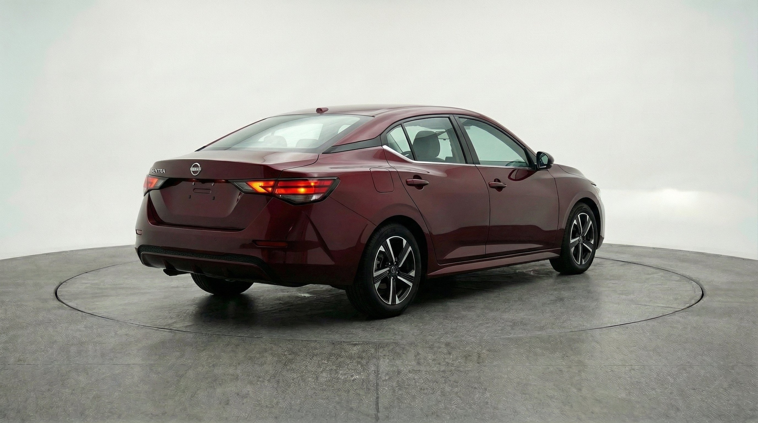 Thumbnail: 2025 Nissan Sentra - 9