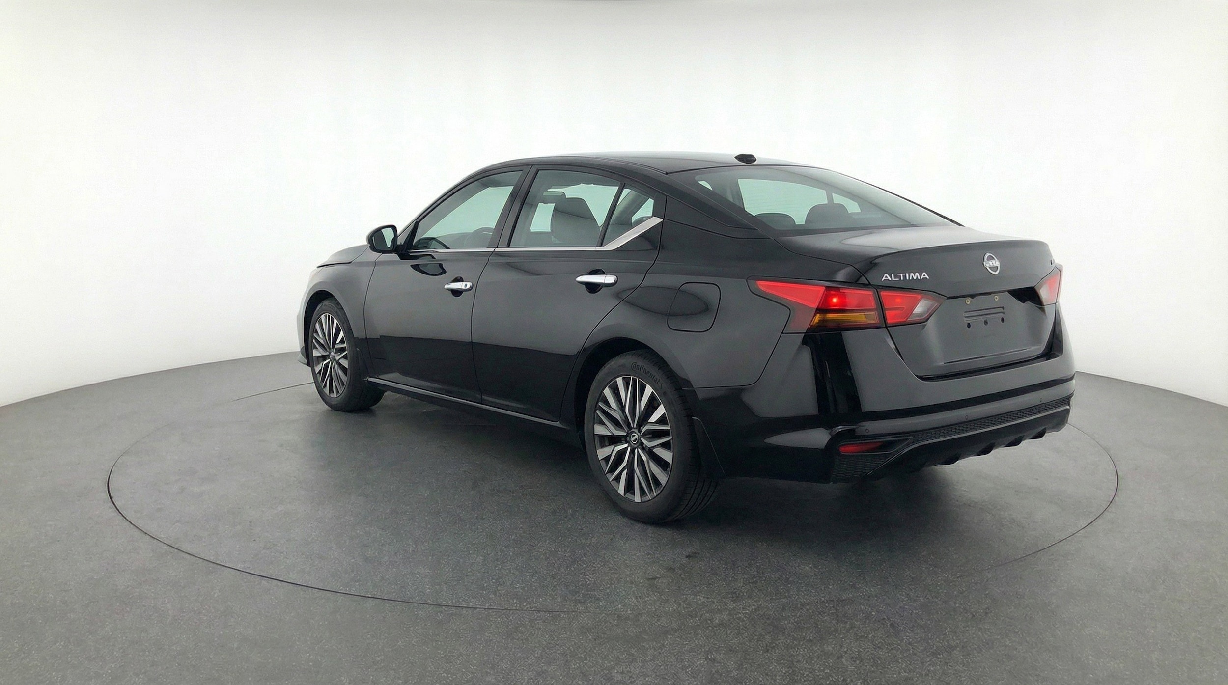 Thumbnail: 2025 Nissan Altima - 6