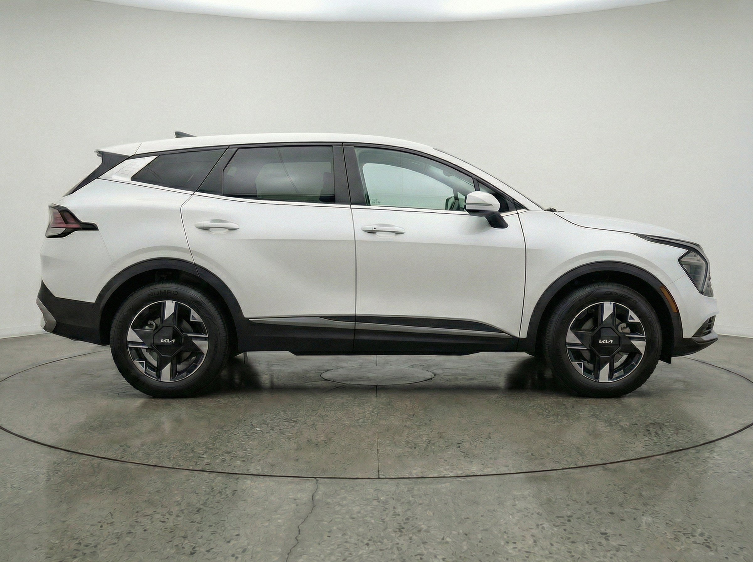 Thumbnail: 2026 Kia Sportage - 11
