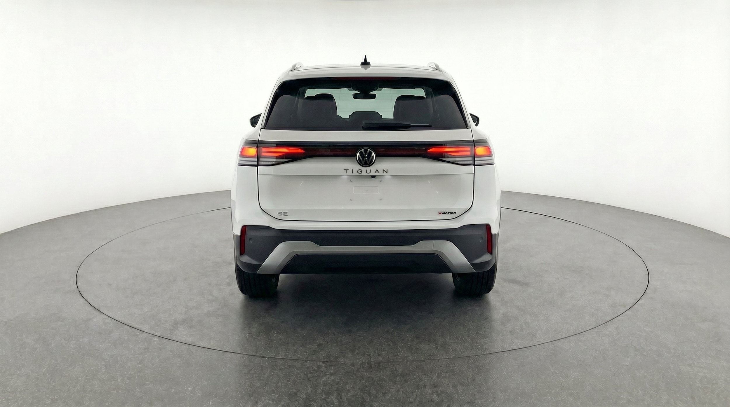 Thumbnail: 2026 Volkswagen Tiguan - 7