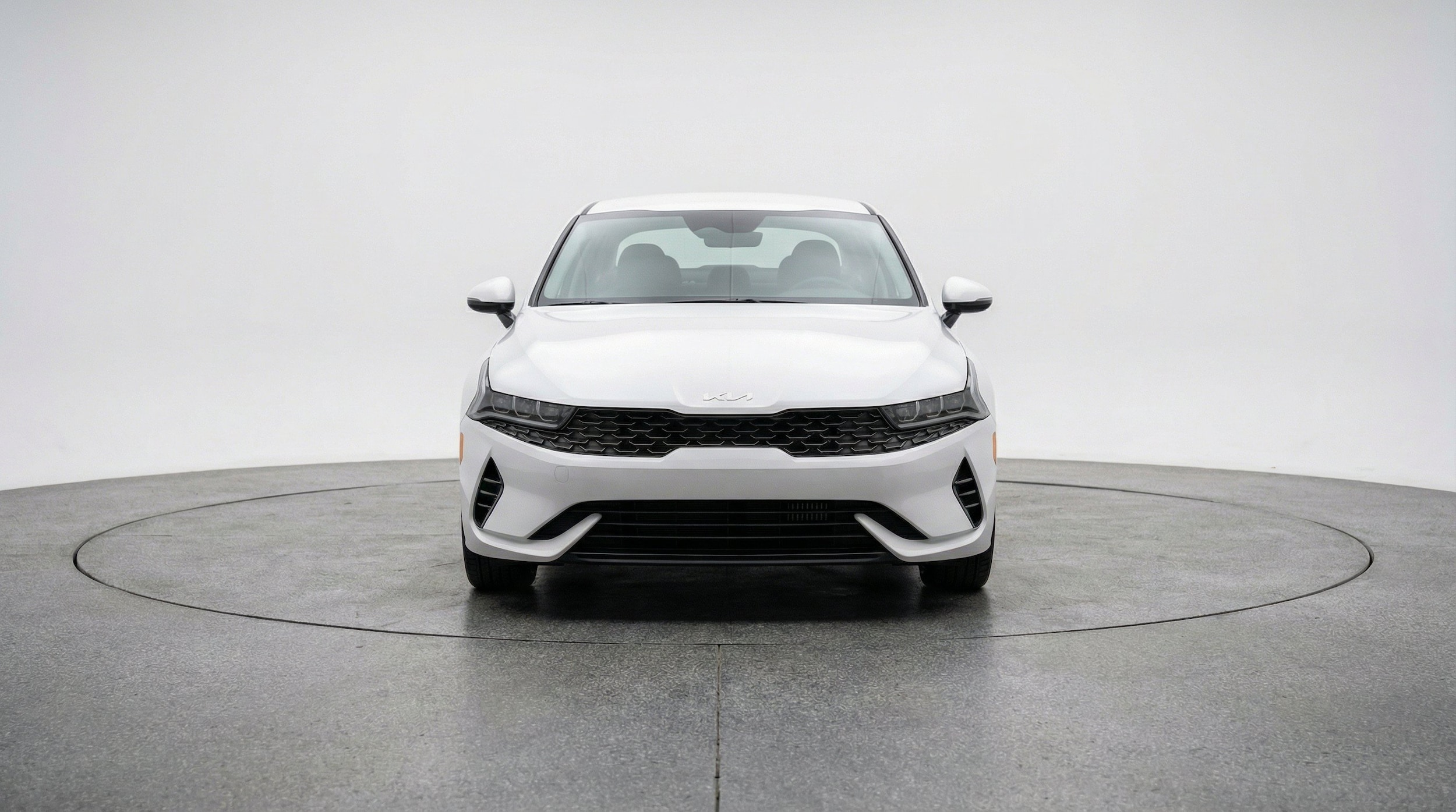 Thumbnail: 2025 Kia K5 - 2
