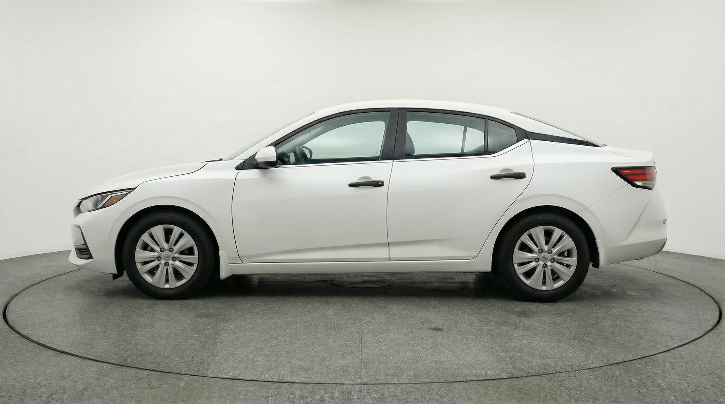 Thumbnail: 2025 Nissan Sentra - 4