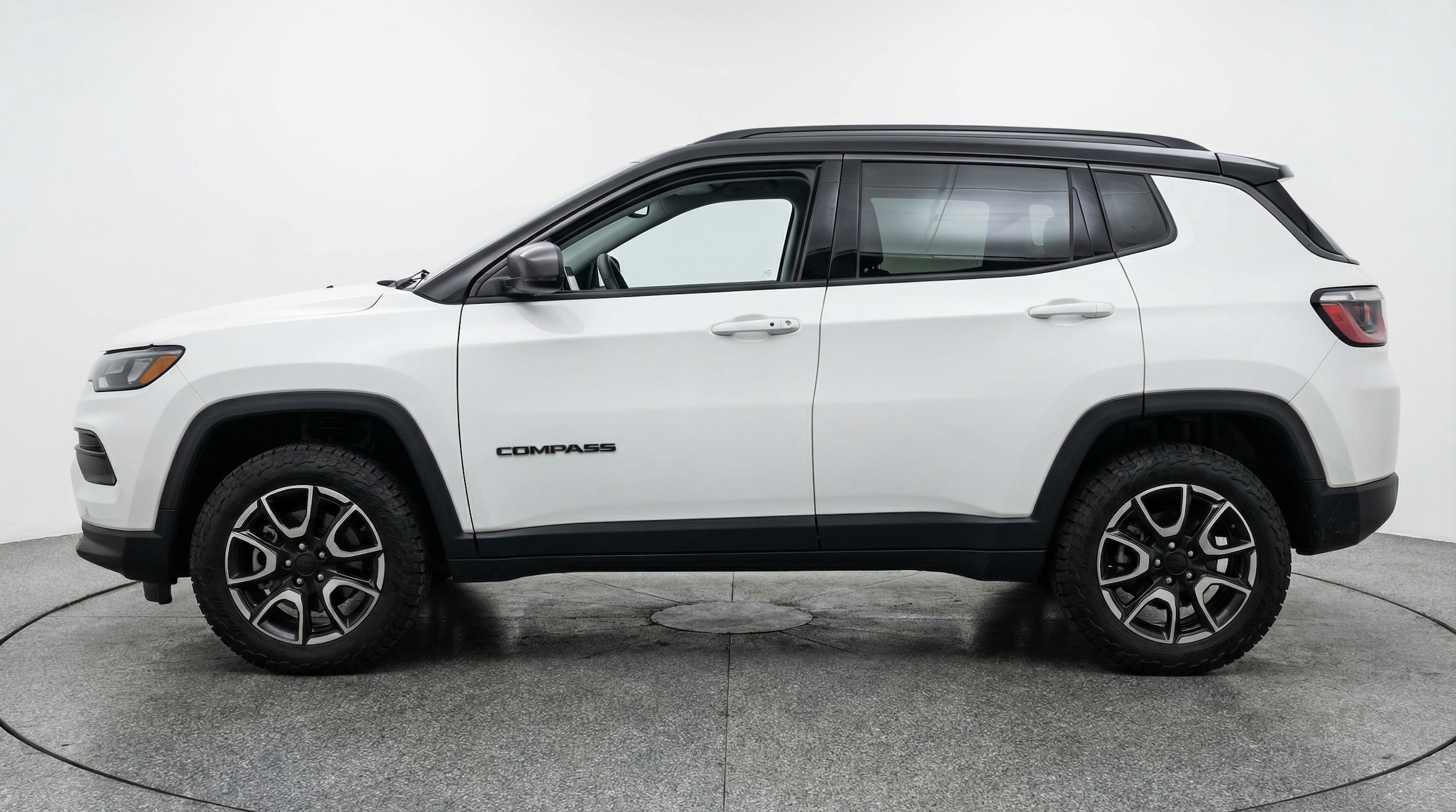 Thumbnail: 2025 Jeep Compass - 4