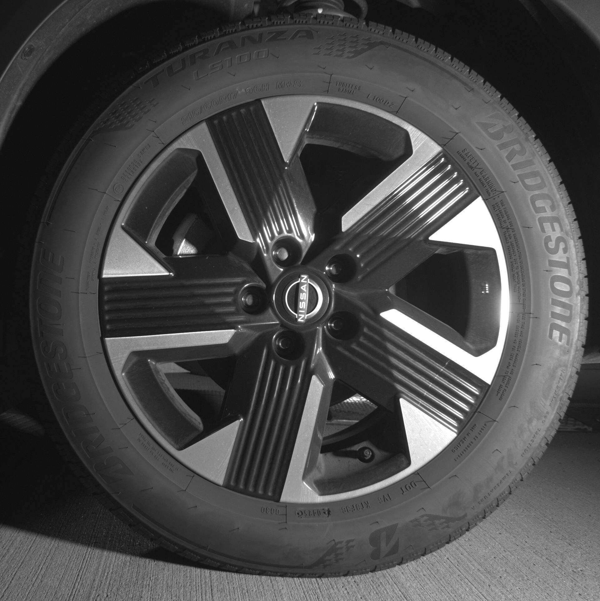 Thumbnail: 2025 Nissan Kicks - 9