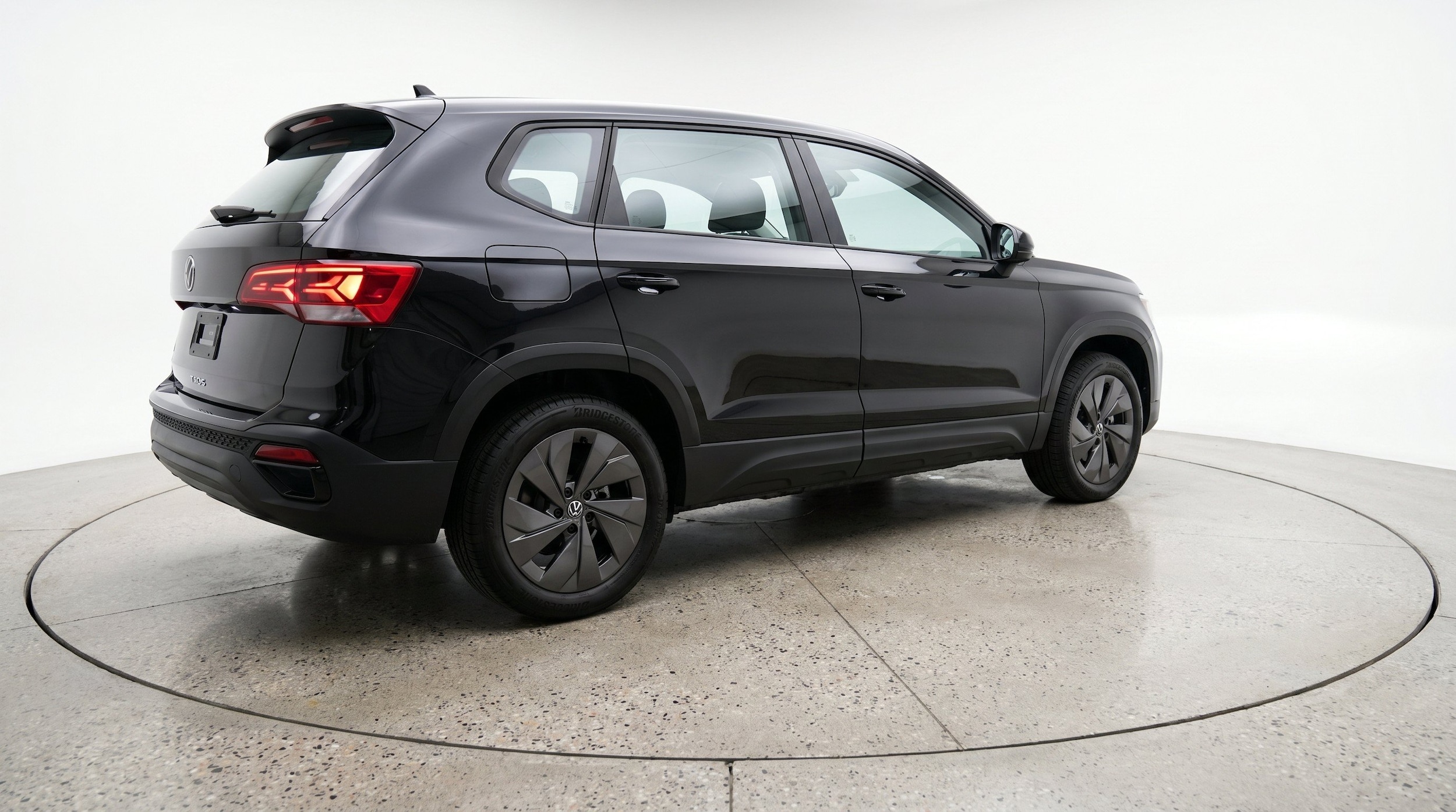 Thumbnail: 2026 Volkswagen Taos - 9