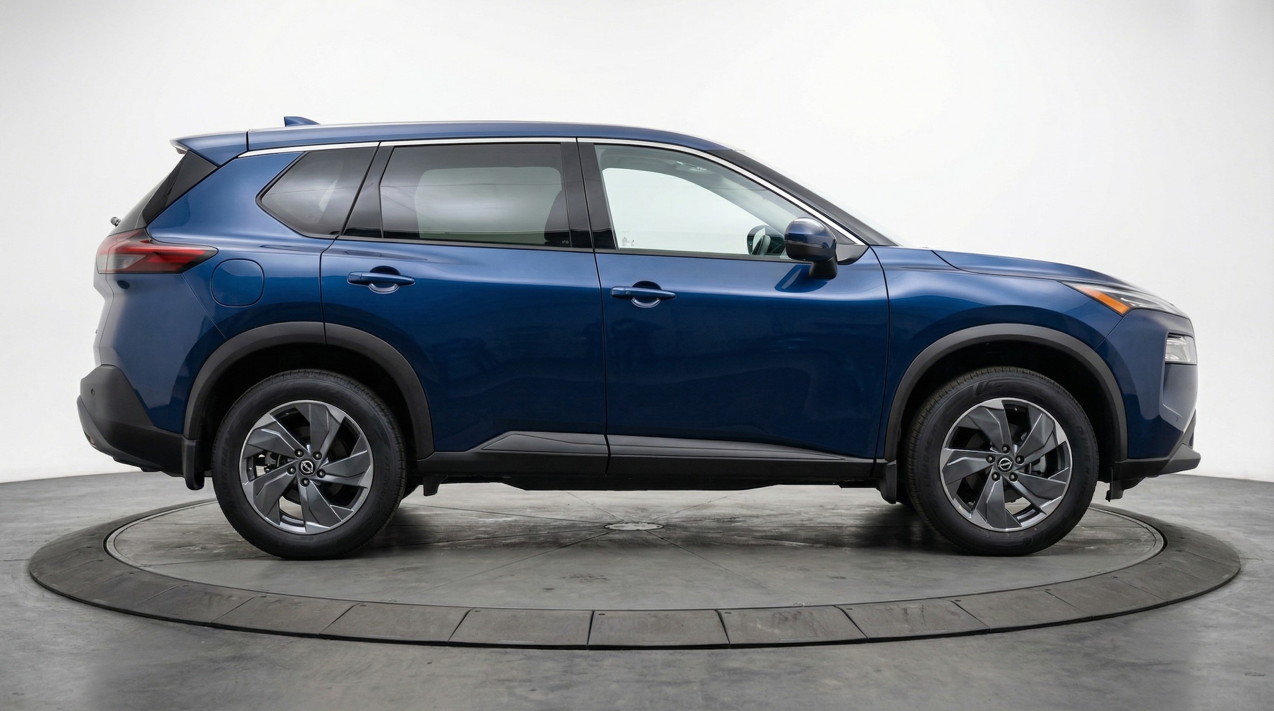 Thumbnail: 2025 Nissan Rogue - 8