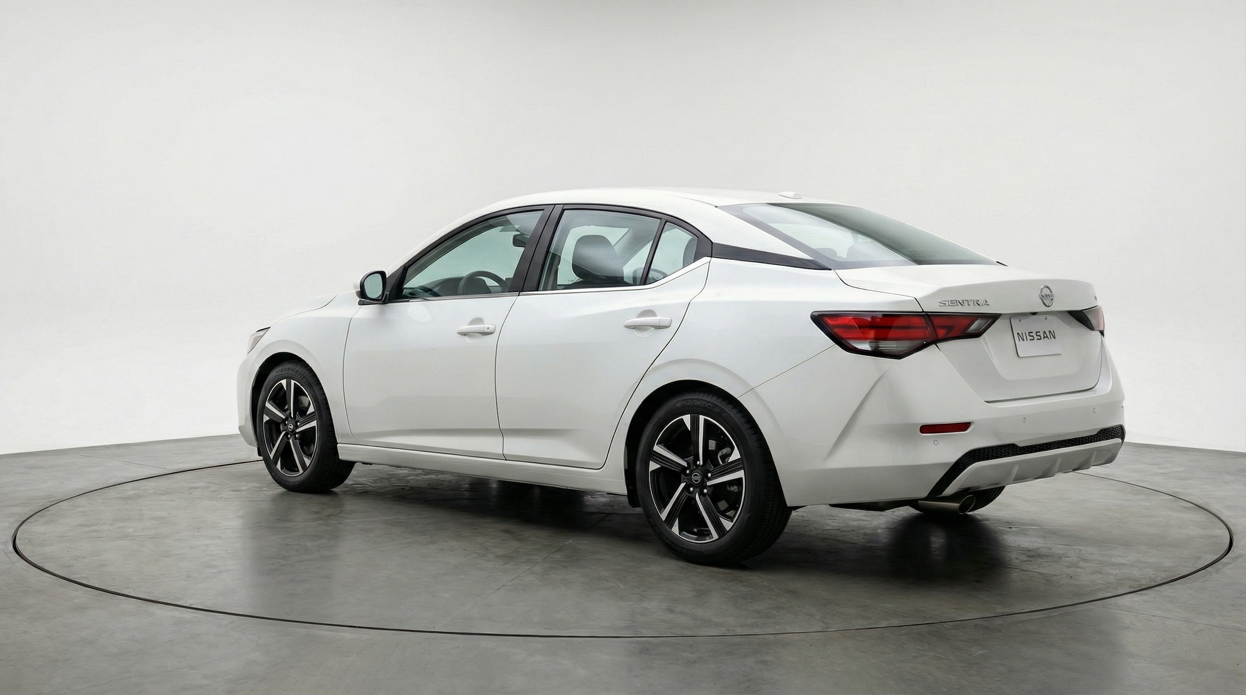 Thumbnail: 2025 Nissan Sentra - 5