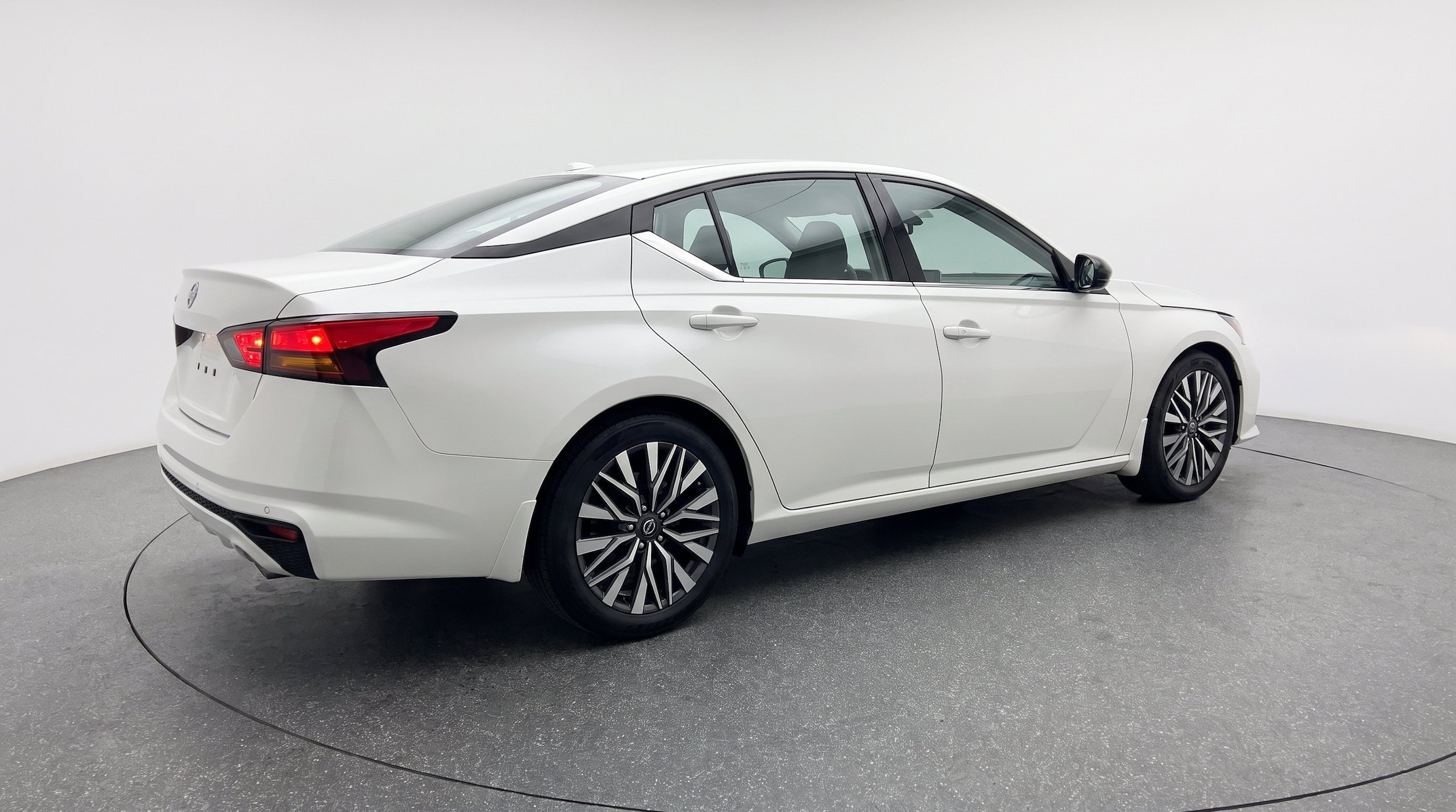 Thumbnail: 2026 Nissan Altima - 9