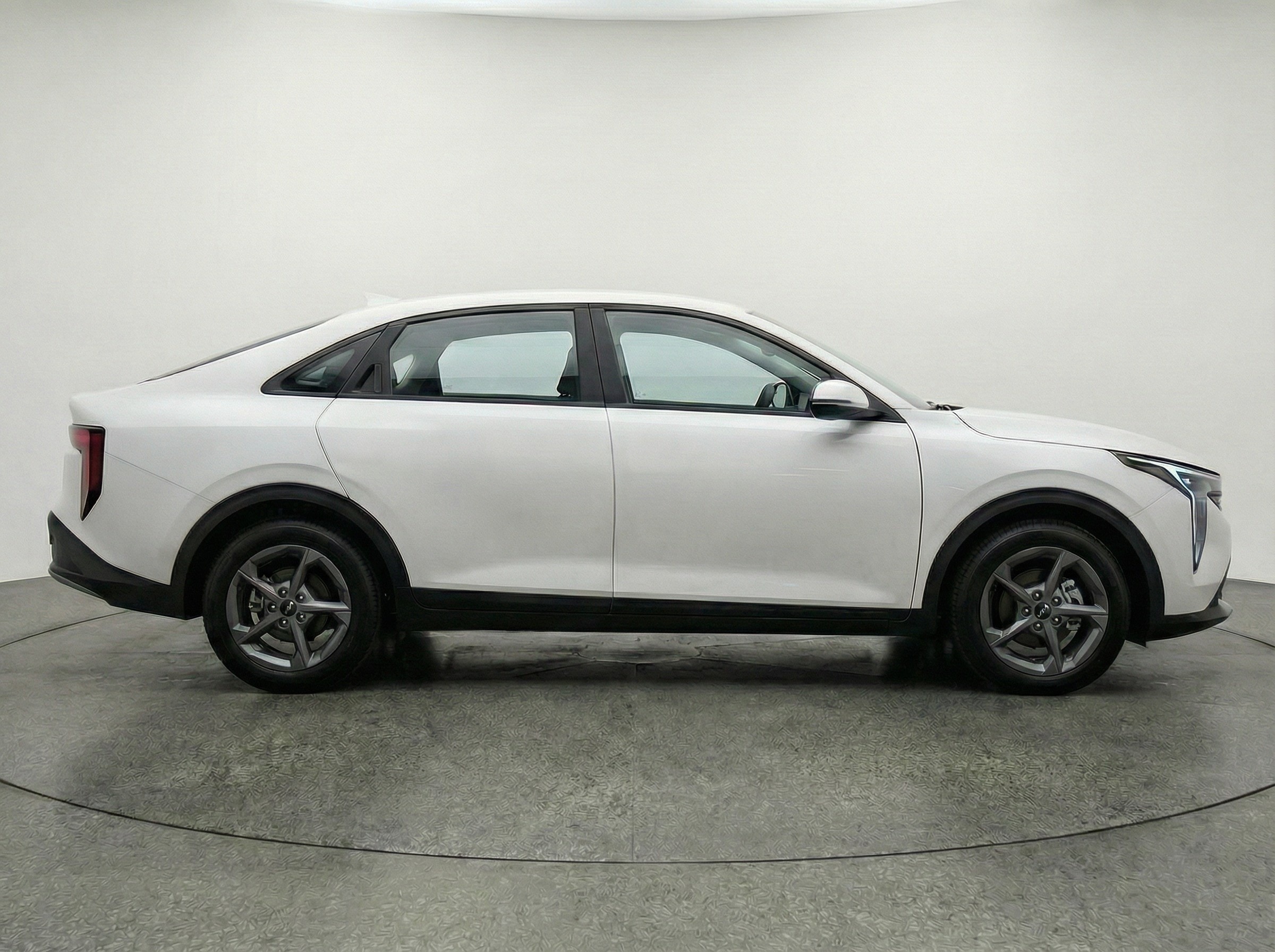 Thumbnail: 2025 Kia K4 - 8