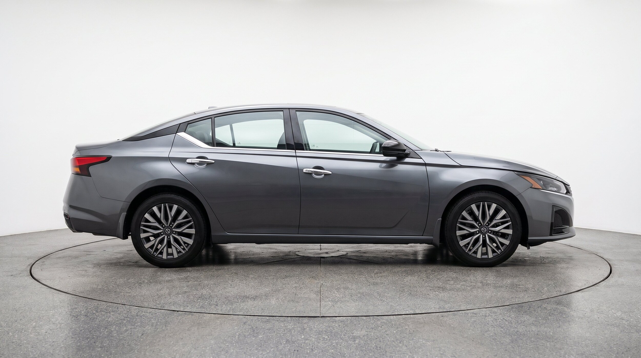 Thumbnail: 2025 Nissan Altima - 11