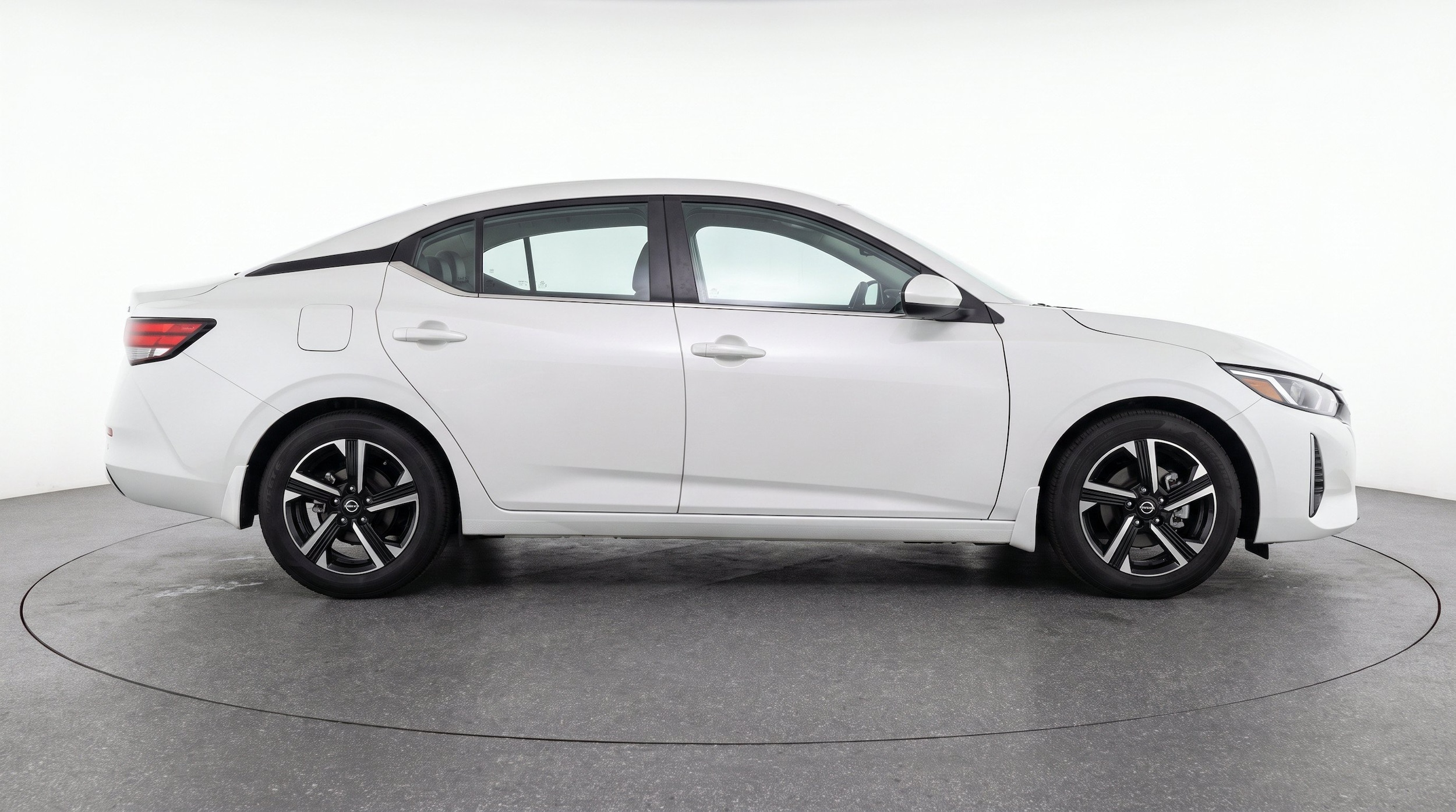 Thumbnail: 2025 Nissan Sentra - 11