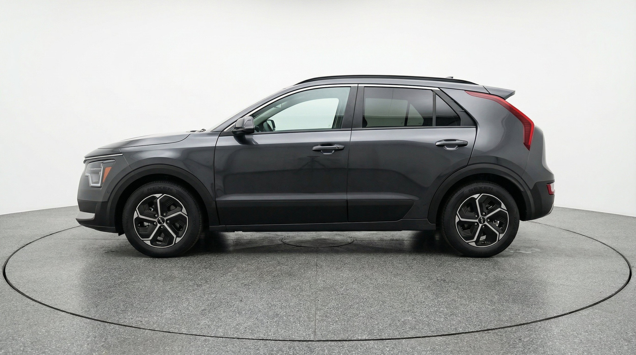 Thumbnail: 2026 Kia Niro - 5