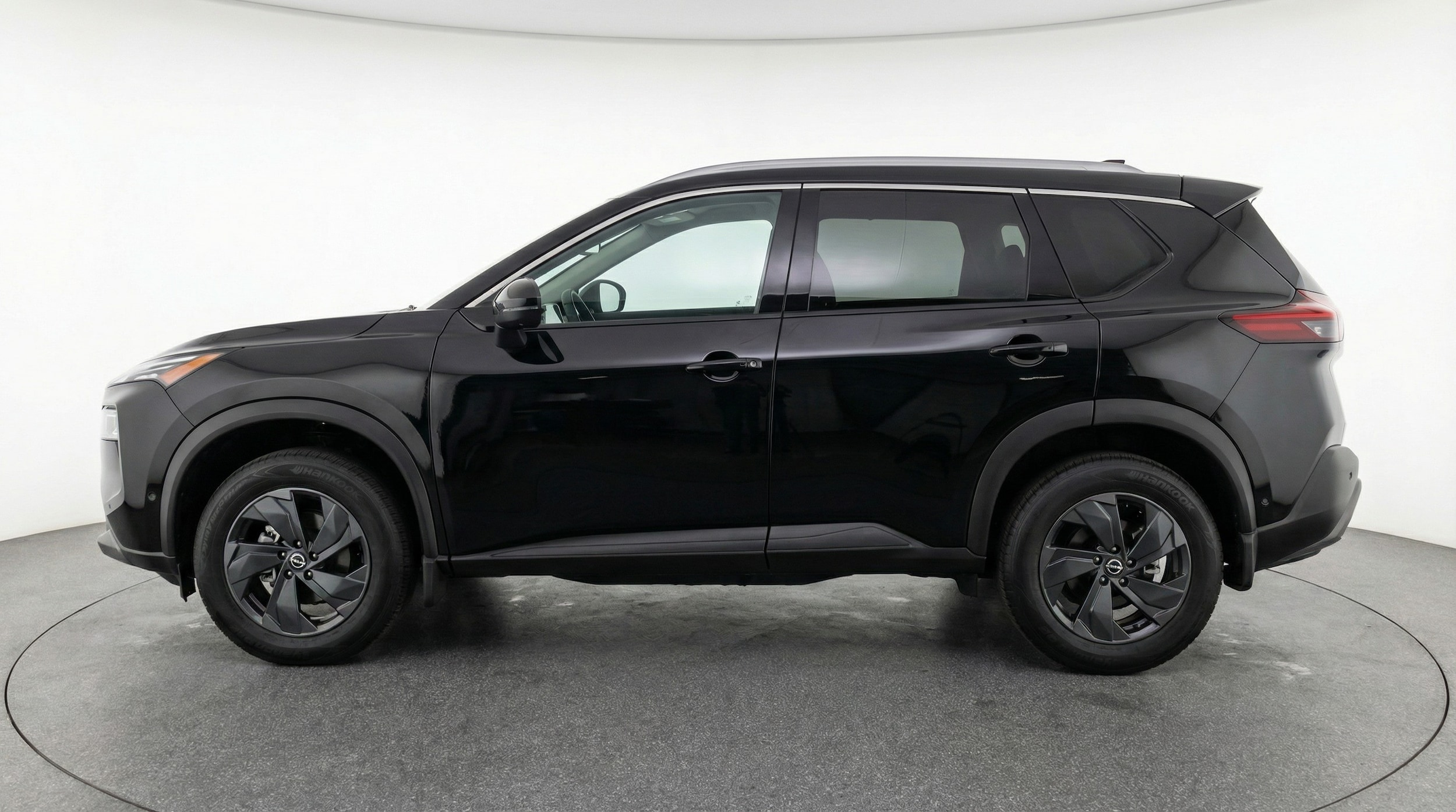 Thumbnail: 2025 Nissan Rogue - 4